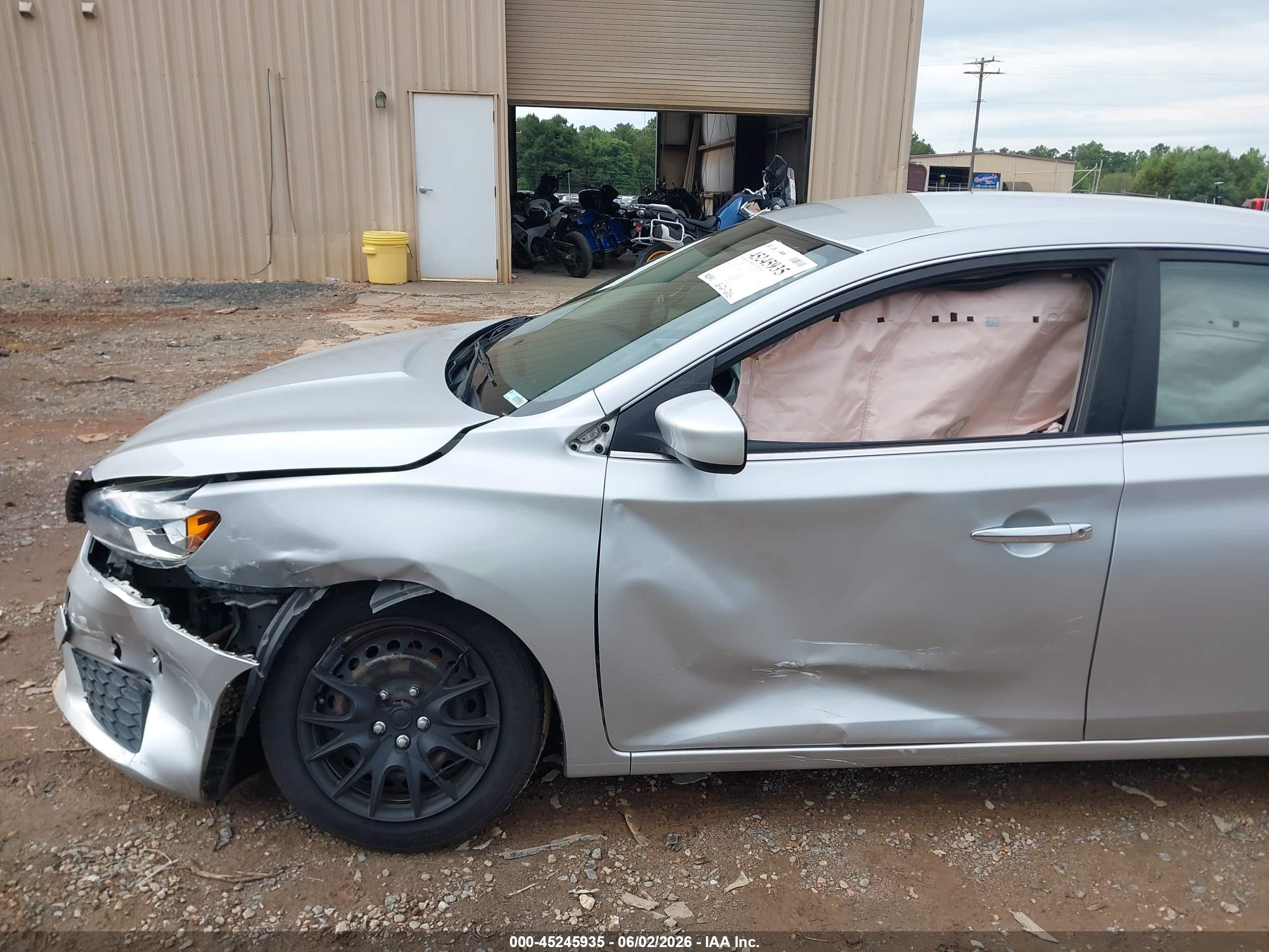 2018 Nissan Sentra S Silver vin: 3N1AB7AP7JY281775