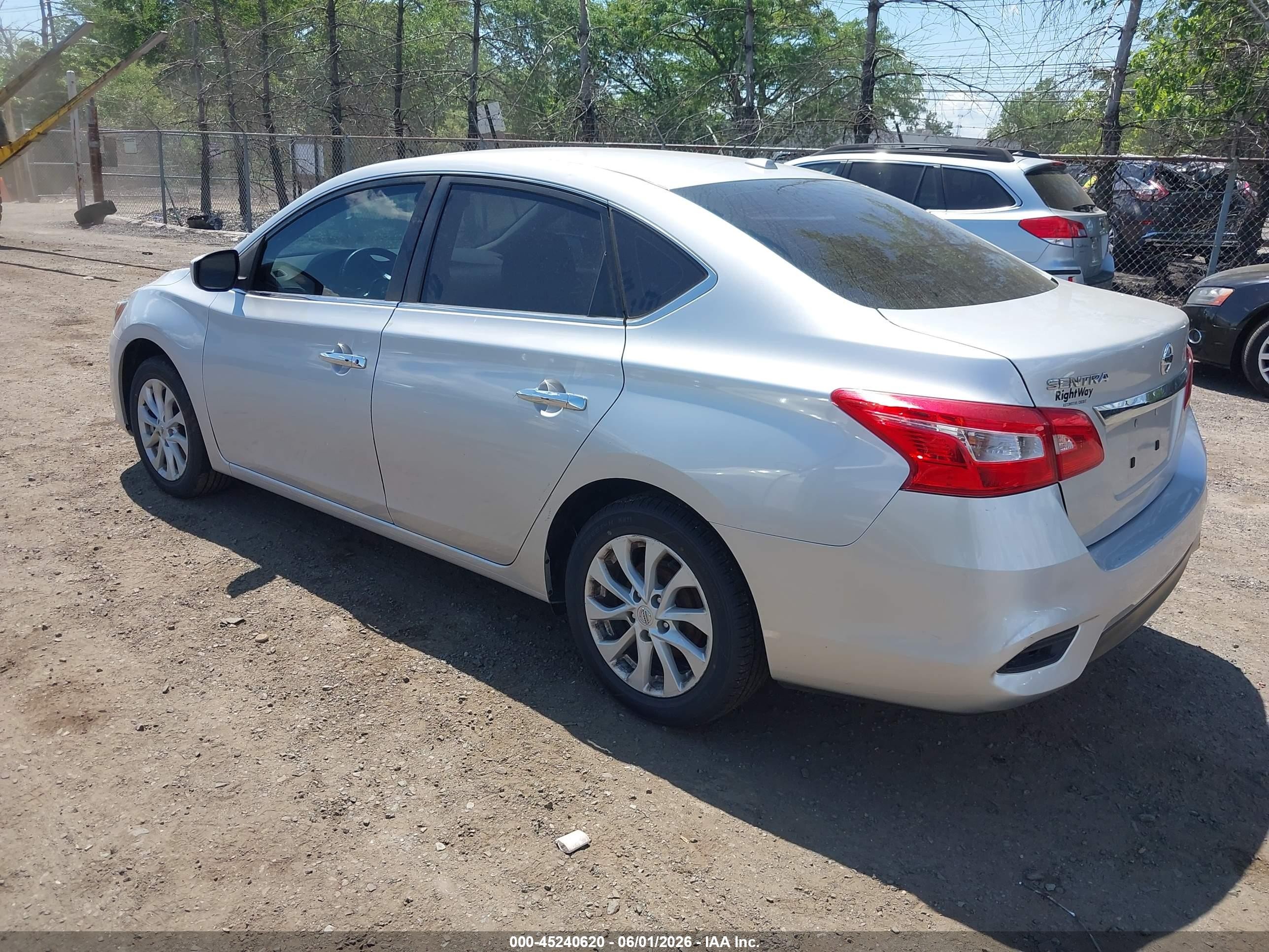 2019 Nissan Sentra Sv Silver vin: 3N1AB7AP7KY313447