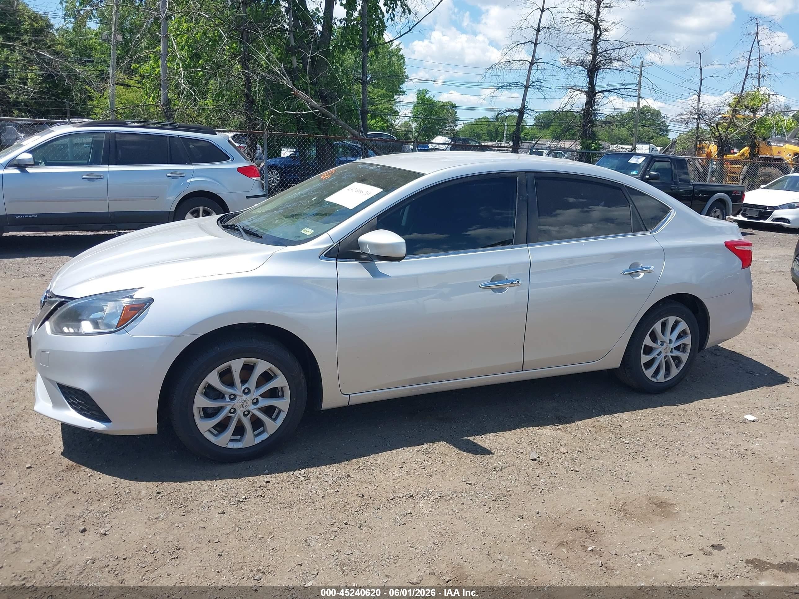 2019 Nissan Sentra Sv Silver vin: 3N1AB7AP7KY313447