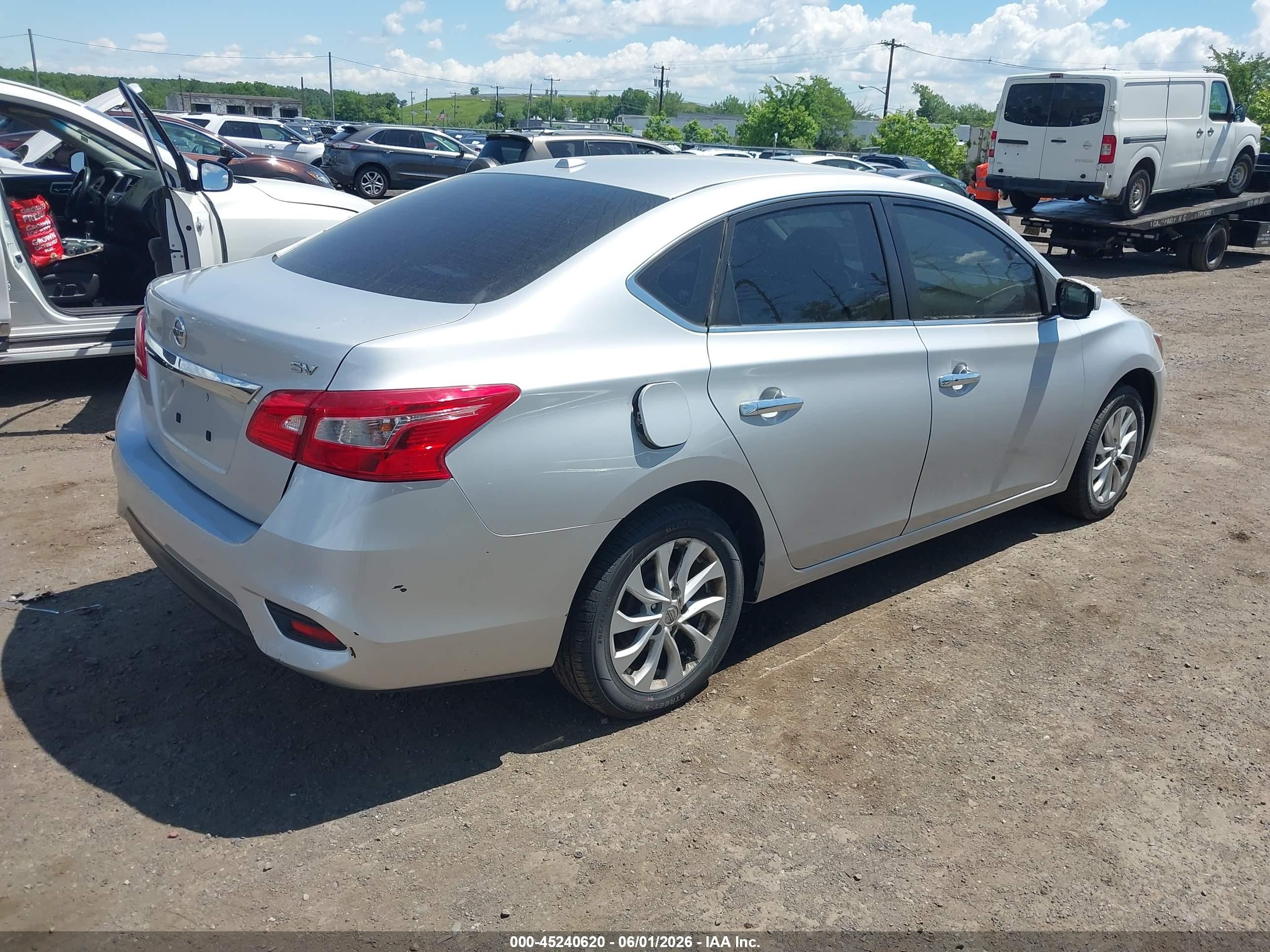 2019 Nissan Sentra Sv Silver vin: 3N1AB7AP7KY313447
