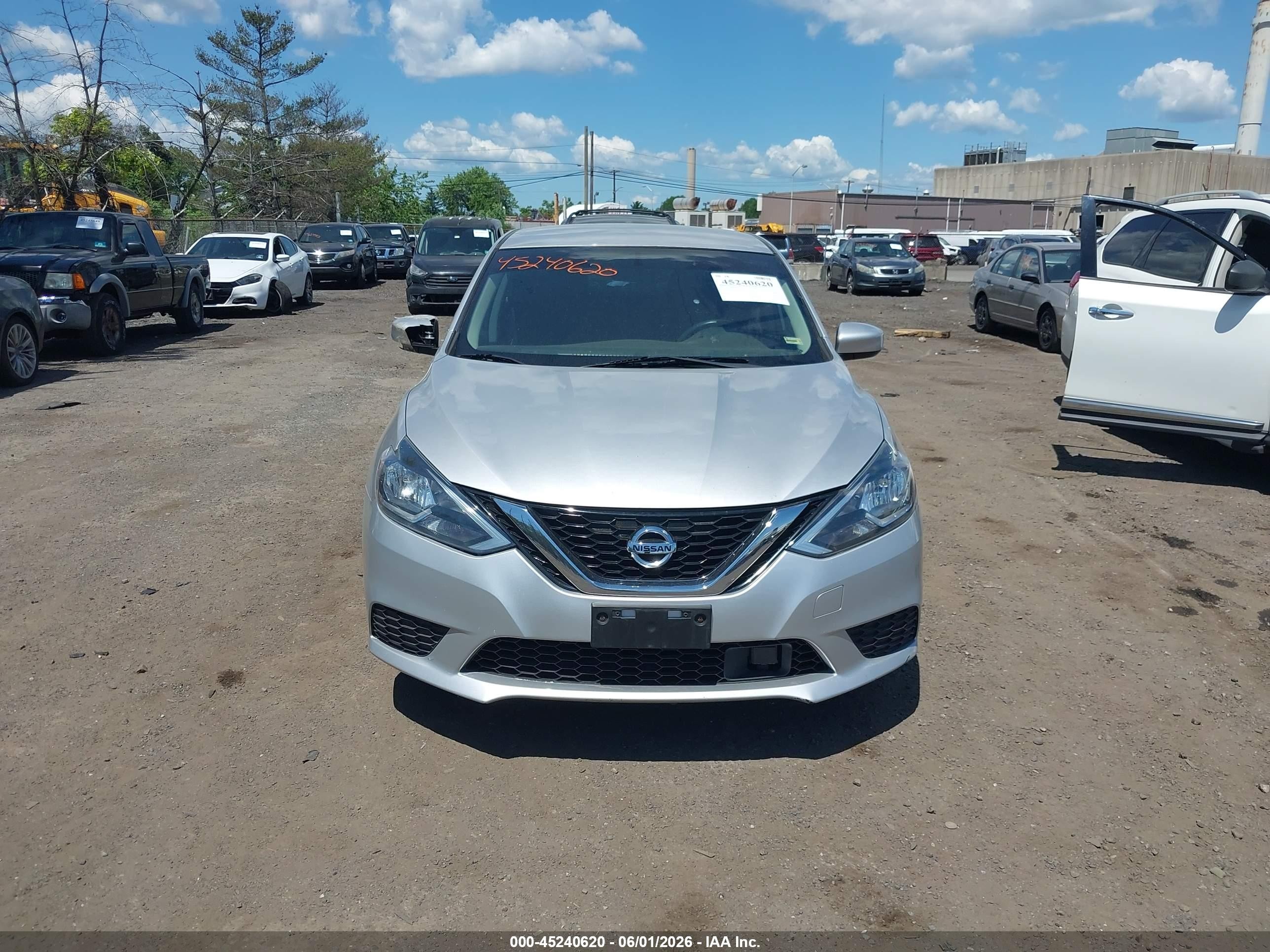 2019 Nissan Sentra Sv Silver vin: 3N1AB7AP7KY313447
