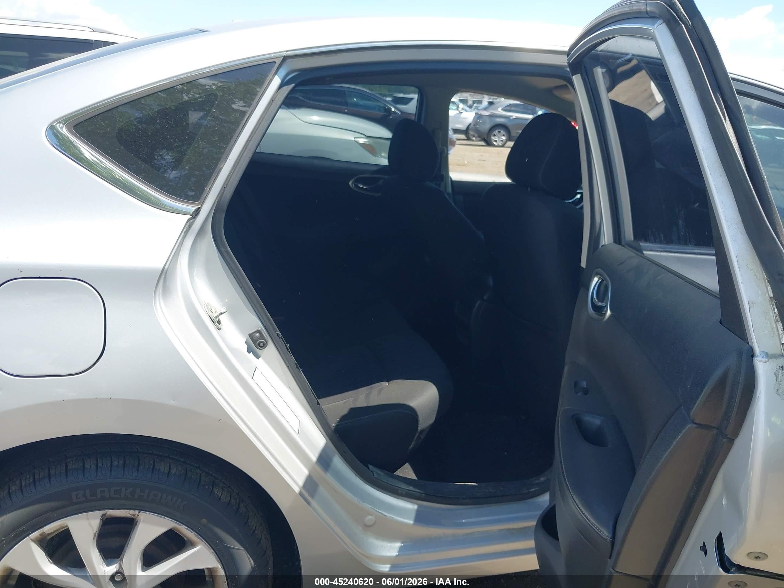 2019 Nissan Sentra Sv Silver vin: 3N1AB7AP7KY313447