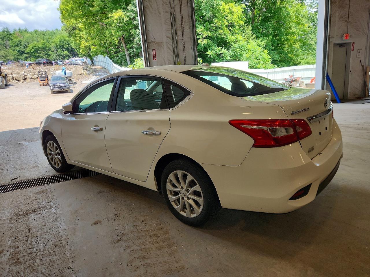 2019 Nissan Sentra Sv White vin: 3N1AB7AP7KY361000