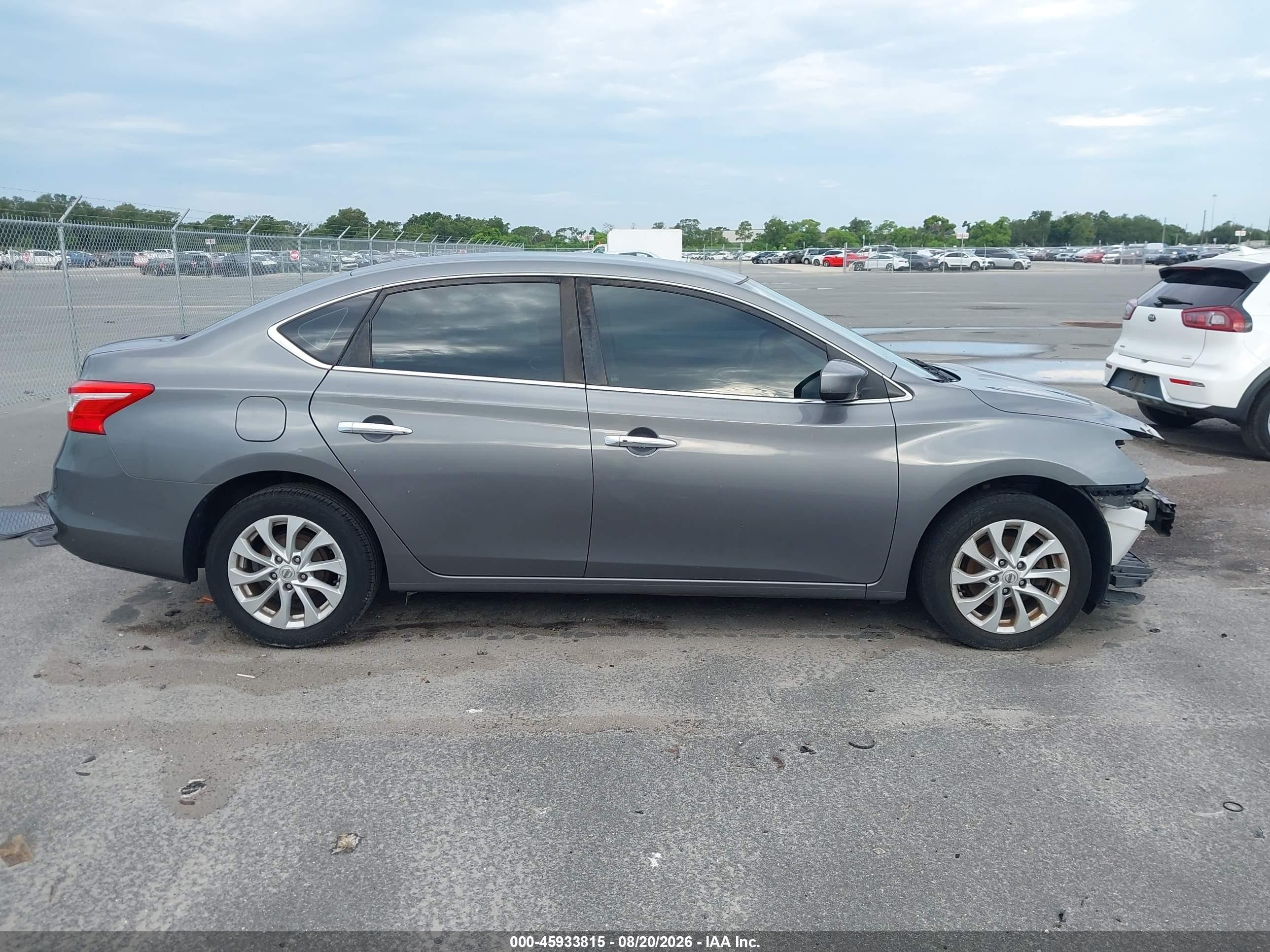 2019 Nissan Sentra Sv Gray vin: 3N1AB7AP7KY361594