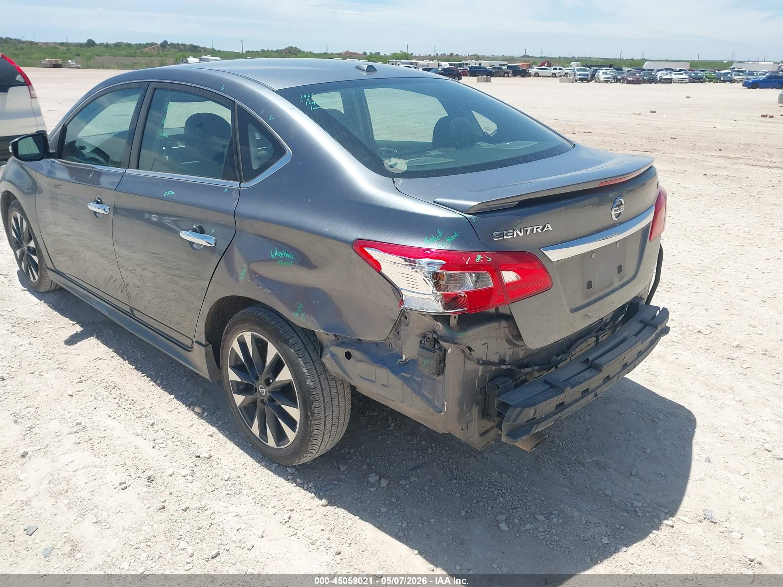 2019 Nissan Sentra Sr Gray vin: 3N1AB7AP7KY446306