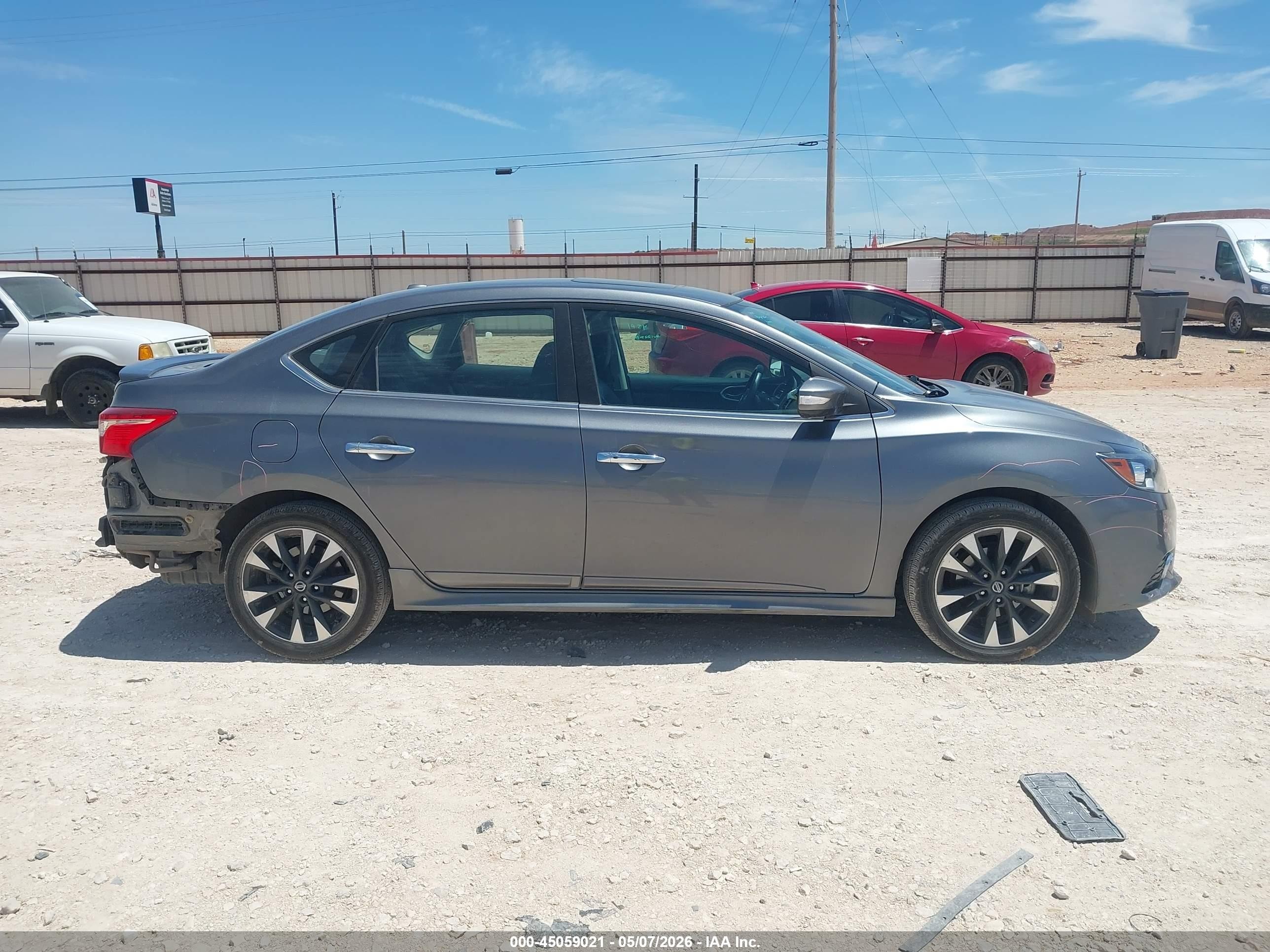 2019 Nissan Sentra Sr Gray vin: 3N1AB7AP7KY446306