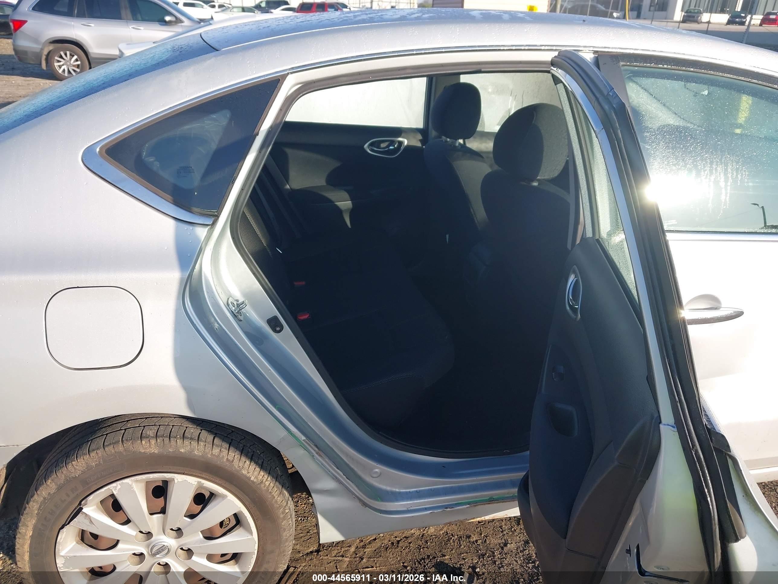 2013 Nissan Sentra S Silver vin: 3N1AB7AP8DL729443