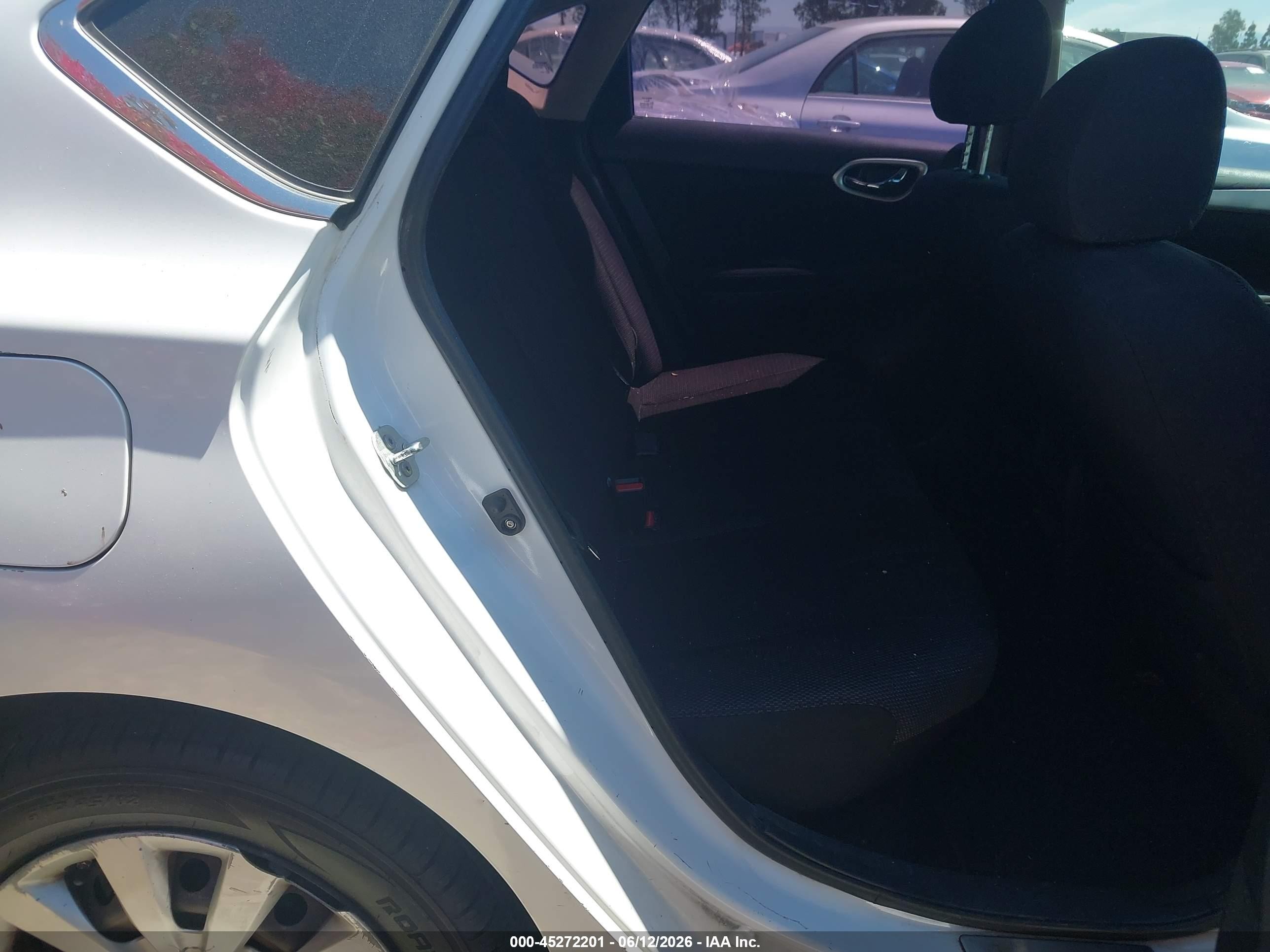 2013 Nissan Sentra S White vin: 3N1AB7AP8DL772096