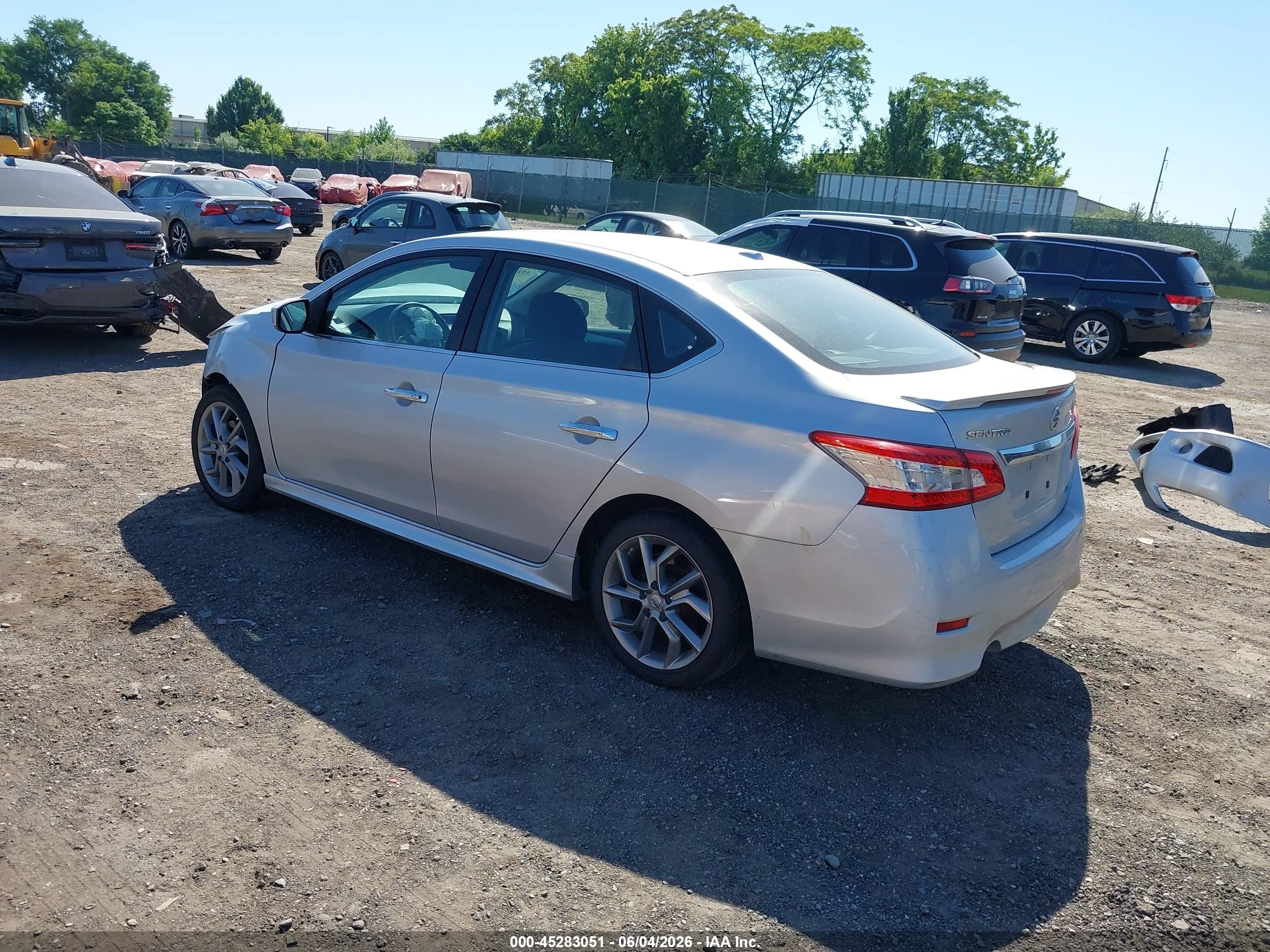 2013 Nissan Sentra Sr Серебряный vin: 3N1AB7AP8DL799248
