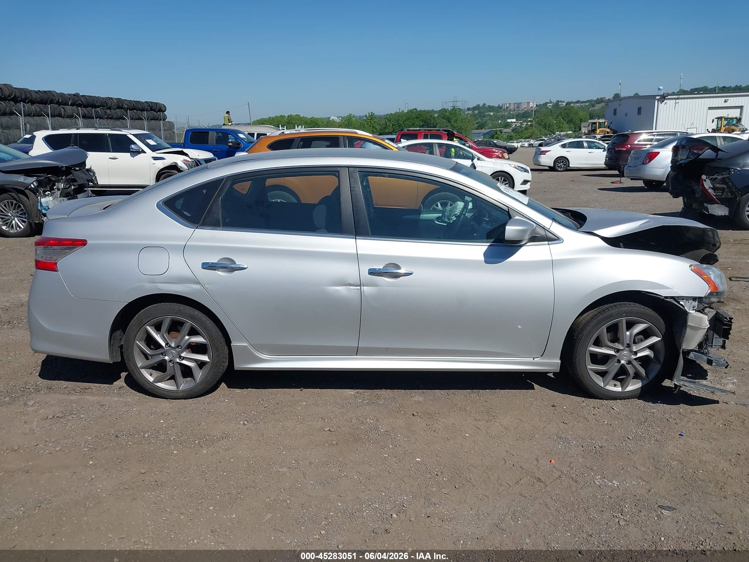 2013 Nissan Sentra Sr Серебряный vin: 3N1AB7AP8DL799248