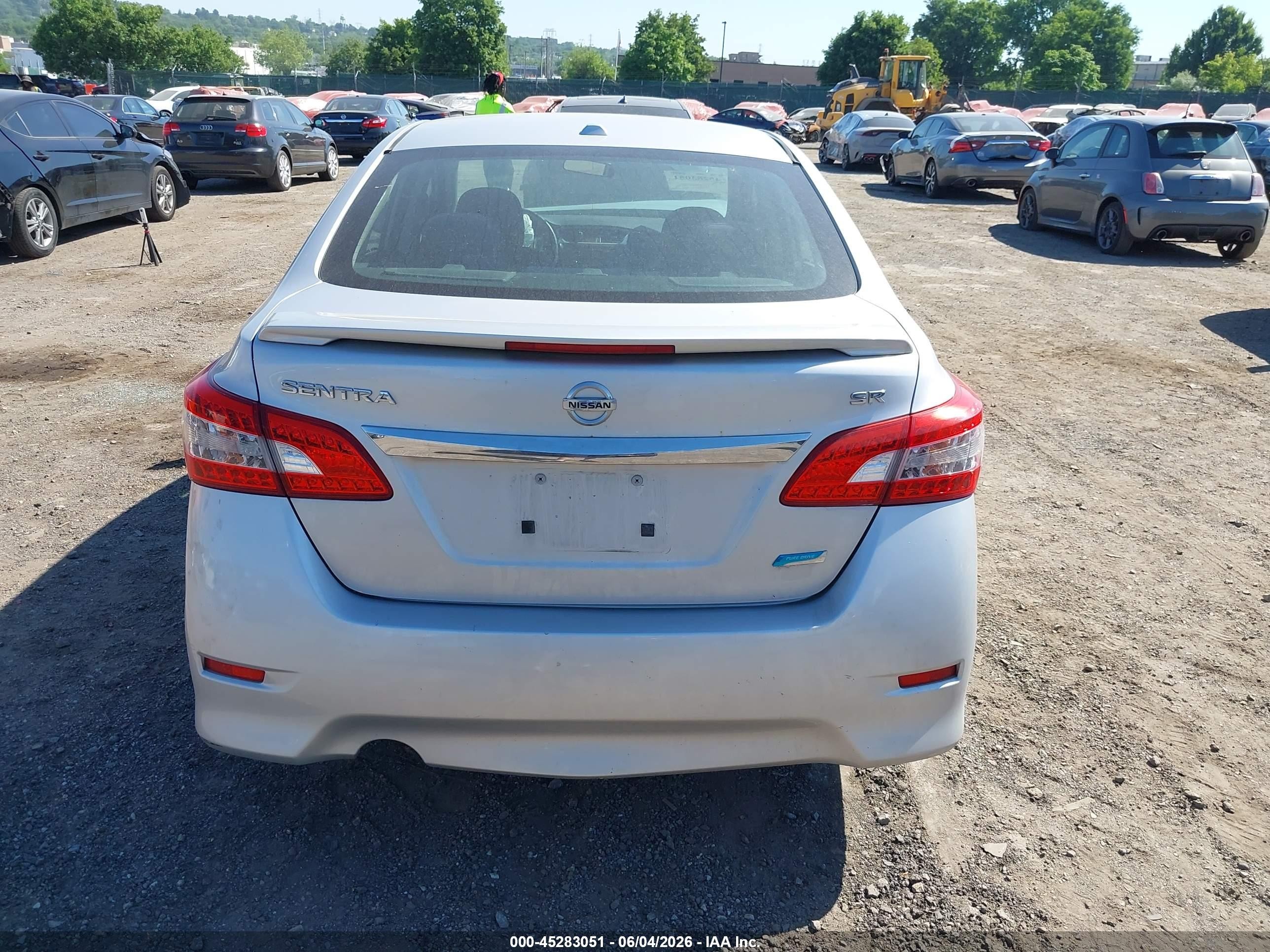 2013 Nissan Sentra Sr Серебряный vin: 3N1AB7AP8DL799248