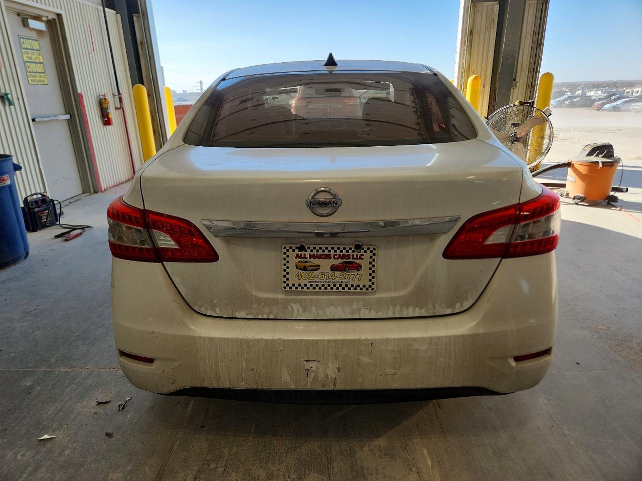 2014 Nissan Sentra S White vin: 3N1AB7AP8EL639162