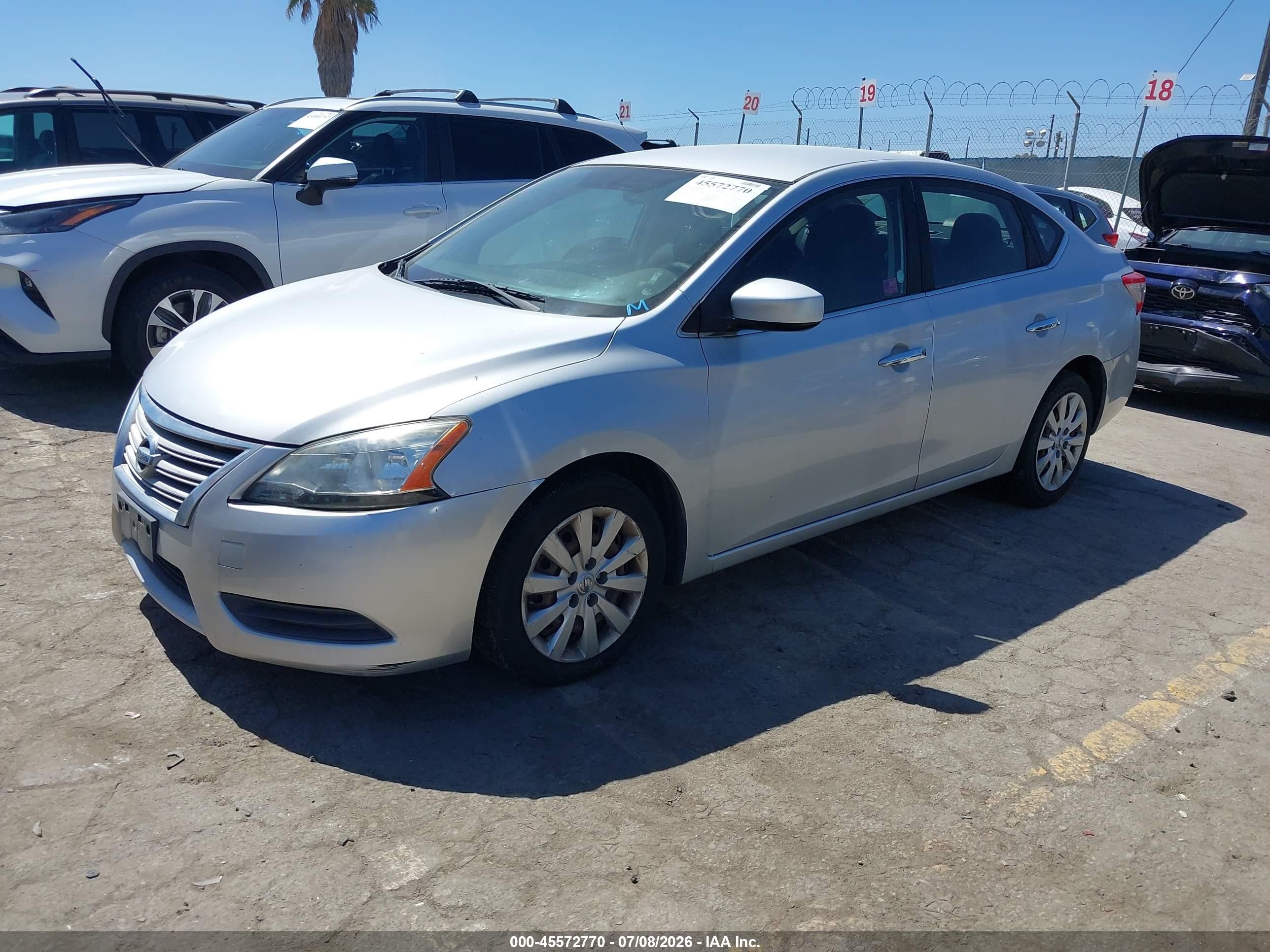 2014 Nissan Sentra Fe+ S/fe+ Sv/s/sl/sr/sv Silver vin: 3N1AB7AP8EL657211