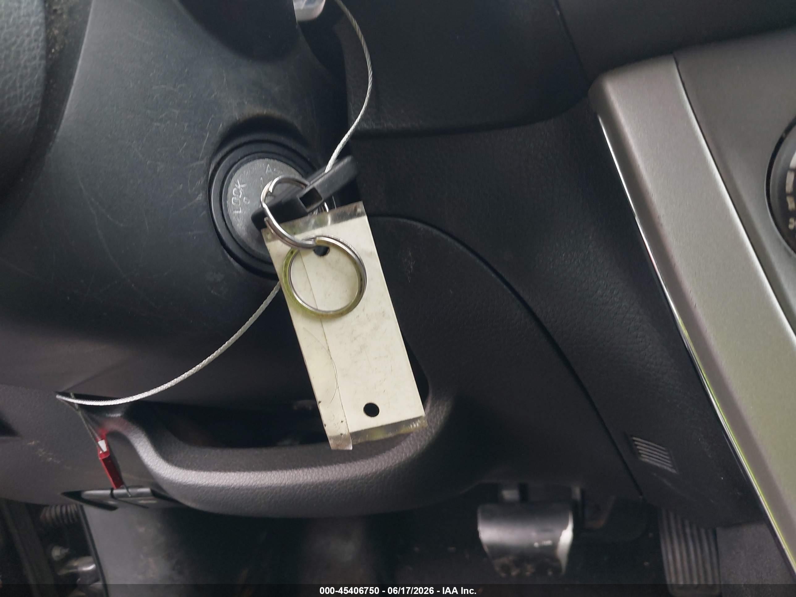 2014 Nissan Sentra   Серый vin: 3N1AB7AP8EL660657