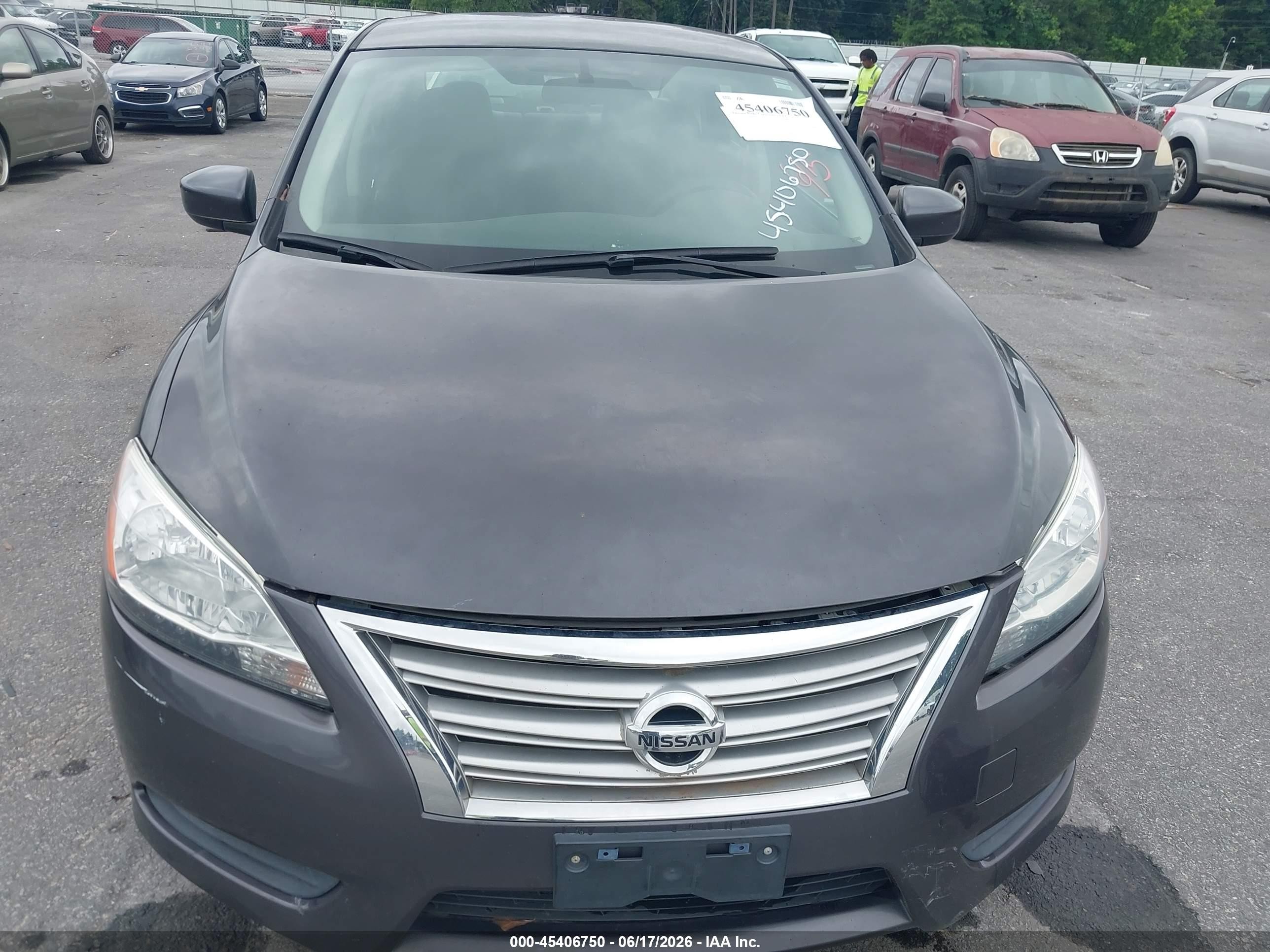 2014 Nissan Sentra   Серый vin: 3N1AB7AP8EL660657