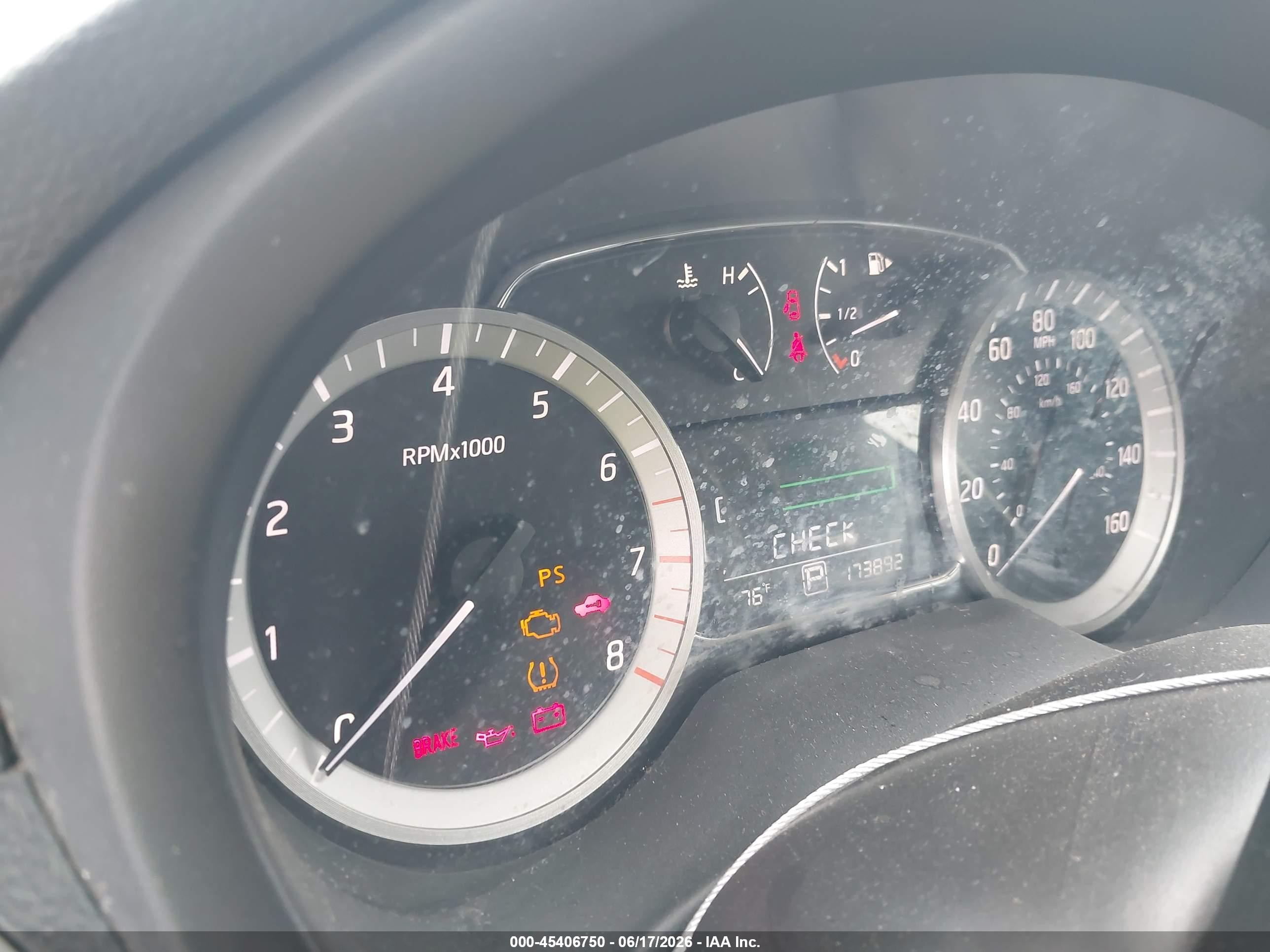 2014 Nissan Sentra   Серый vin: 3N1AB7AP8EL660657