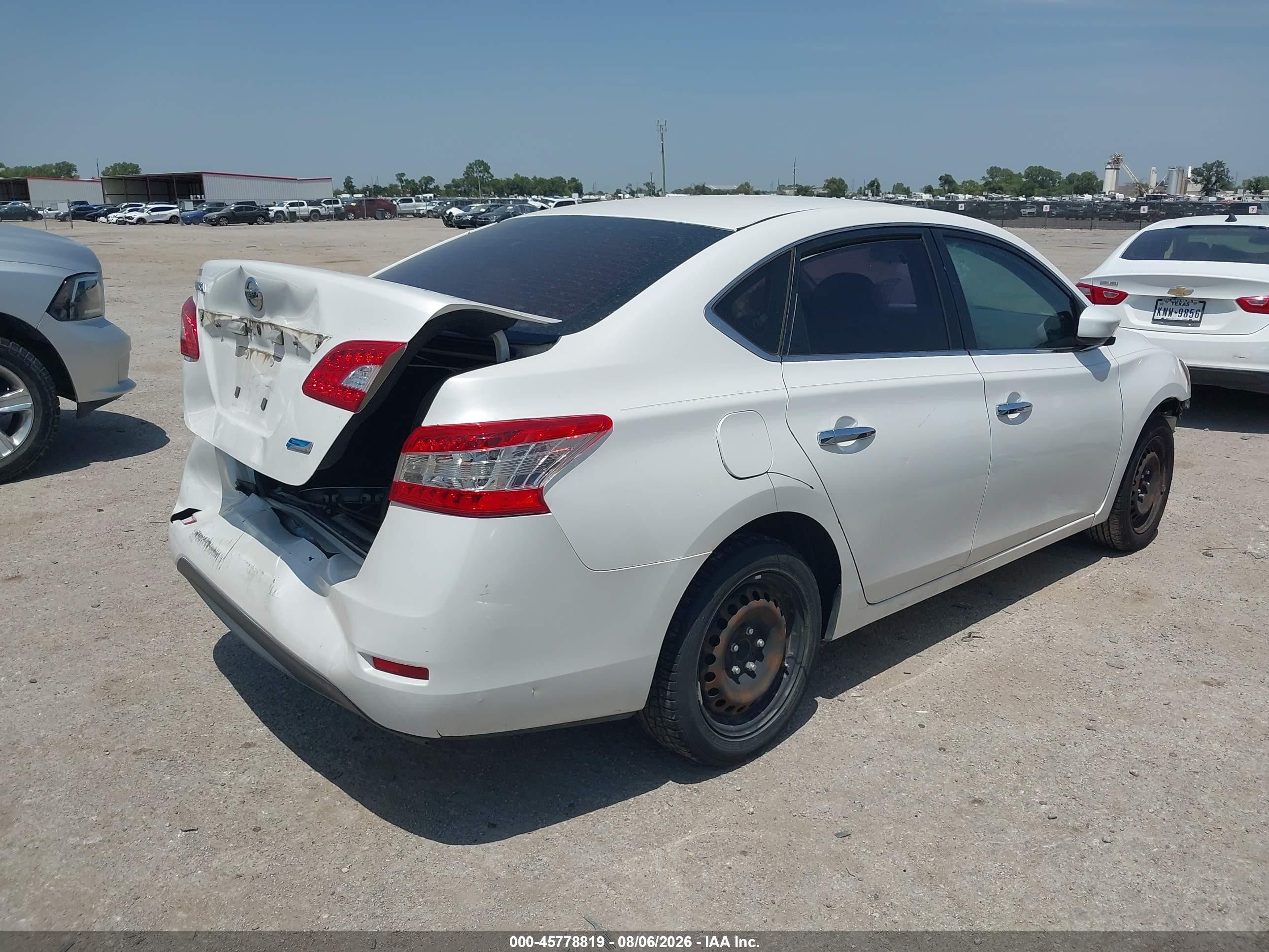 2014 Nissan Sentra S White vin: 3N1AB7AP8EL687051