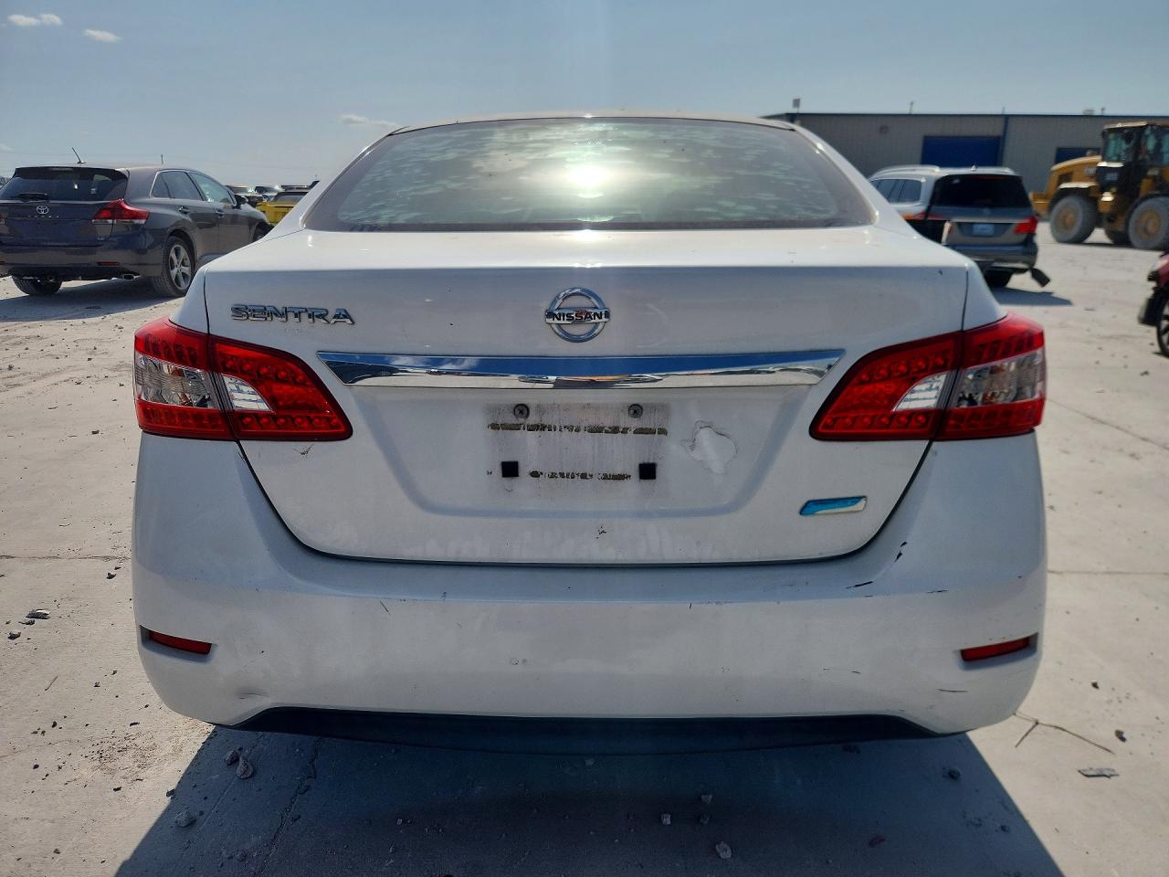 2014 Nissan Sentra S White vin: 3N1AB7AP8EL689995