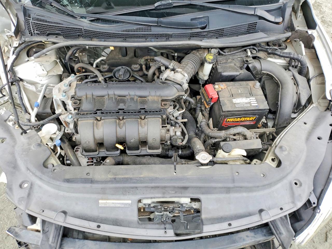 2014 Nissan Sentra Fe+ Sv Silver vin: 3N1AB7AP8EY285582
