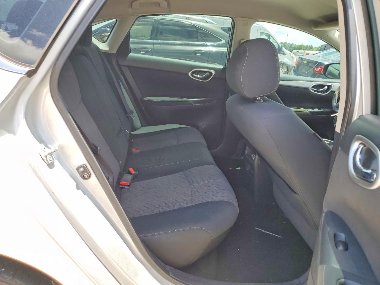 2015 Nissan Sentra Sv Серебряный vin: 3N1AB7AP8FL645528