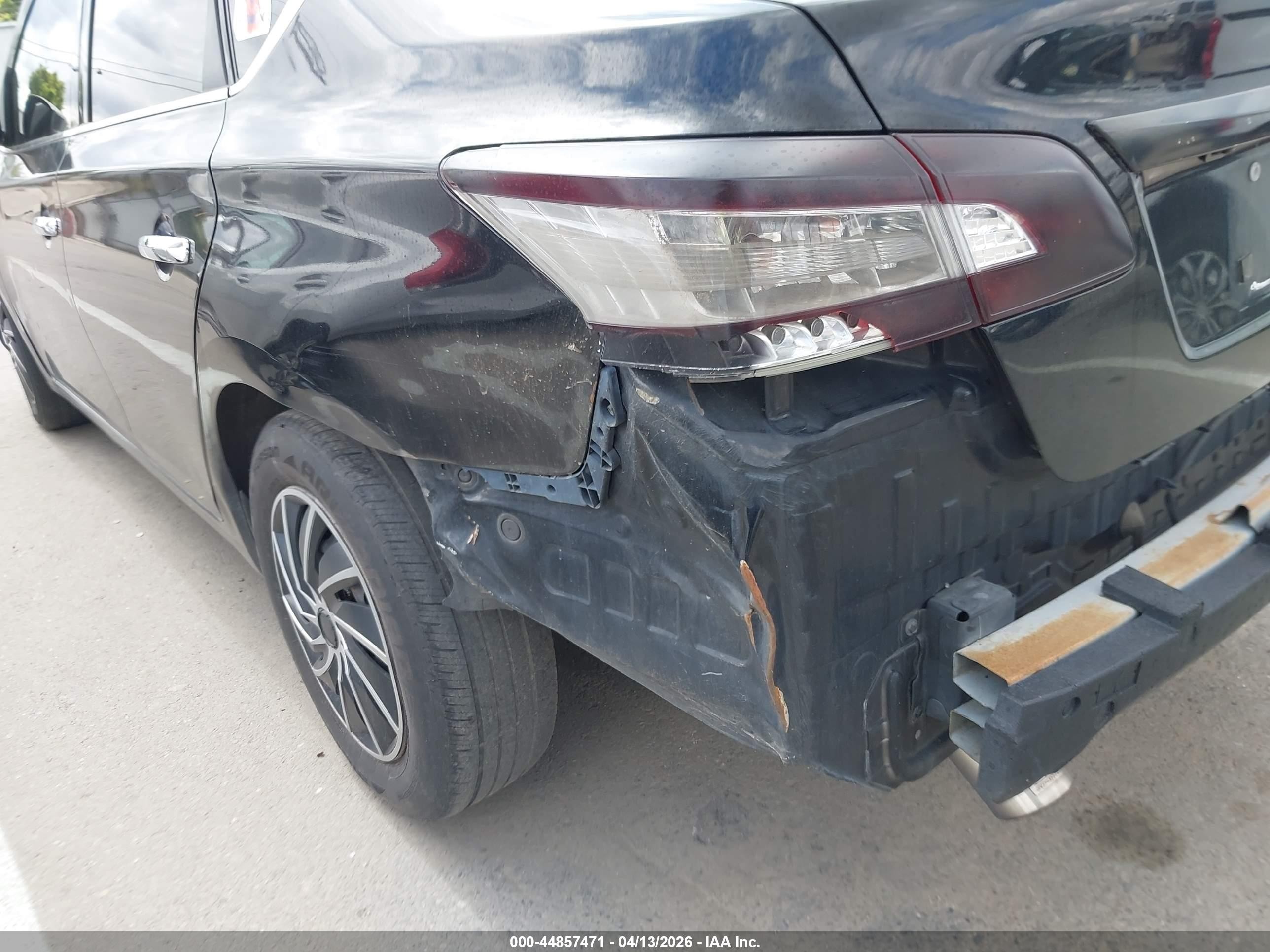 2015 Nissan Sentra Fe+ S/s/sl/sr/sv Черный vin: 3N1AB7AP8FY214528