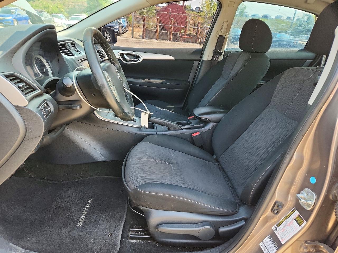 2015 Nissan Sentra Sv Желто-коричневый vin: 3N1AB7AP8FY237985