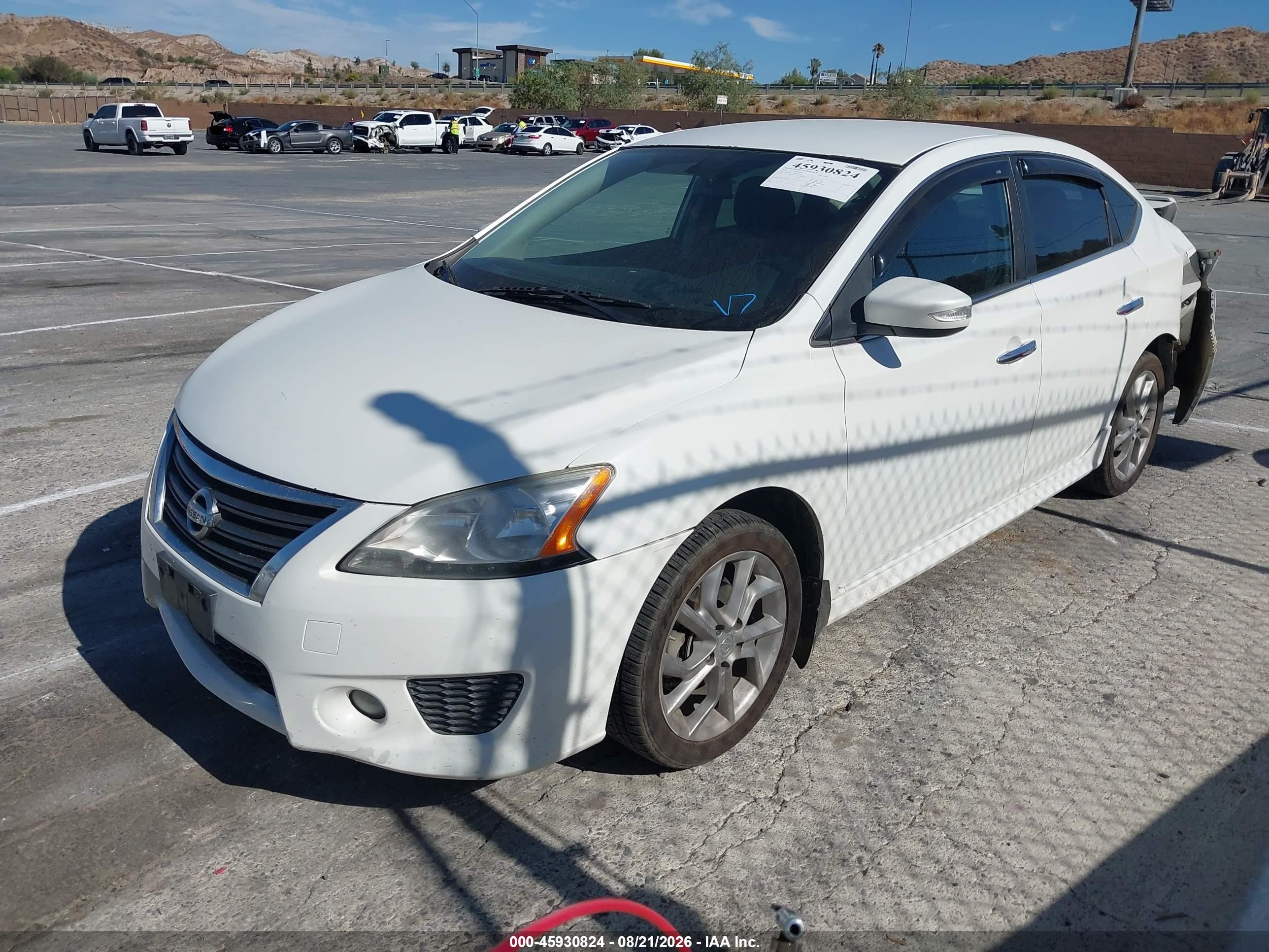 2015 Nissan Sentra Sr Белый vin: 3N1AB7AP8FY241549