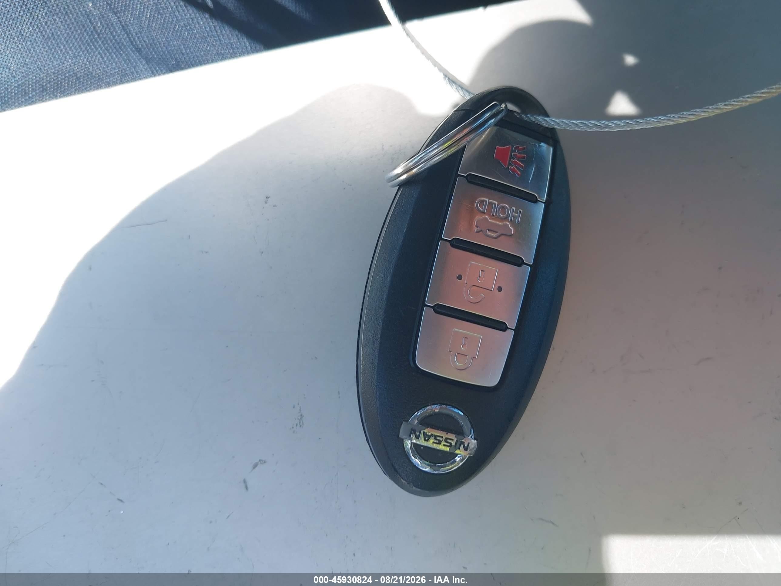 2015 Nissan Sentra Sr Белый vin: 3N1AB7AP8FY241549