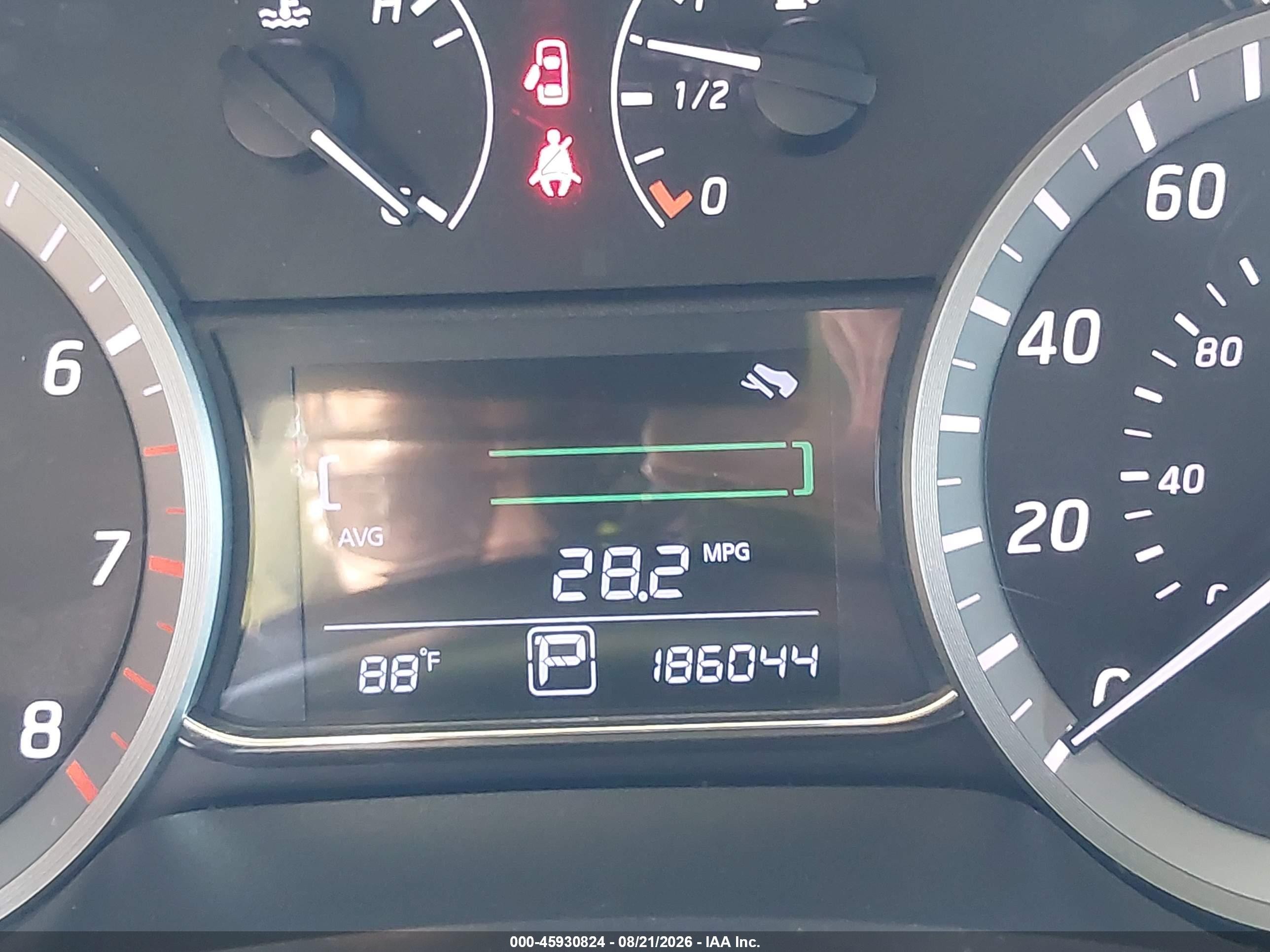 2015 Nissan Sentra Sr Белый vin: 3N1AB7AP8FY241549