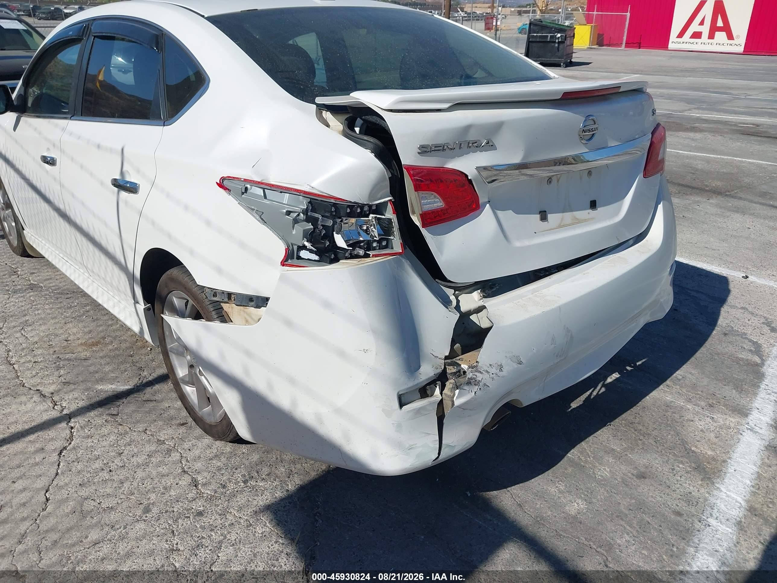2015 Nissan Sentra Sr Белый vin: 3N1AB7AP8FY241549