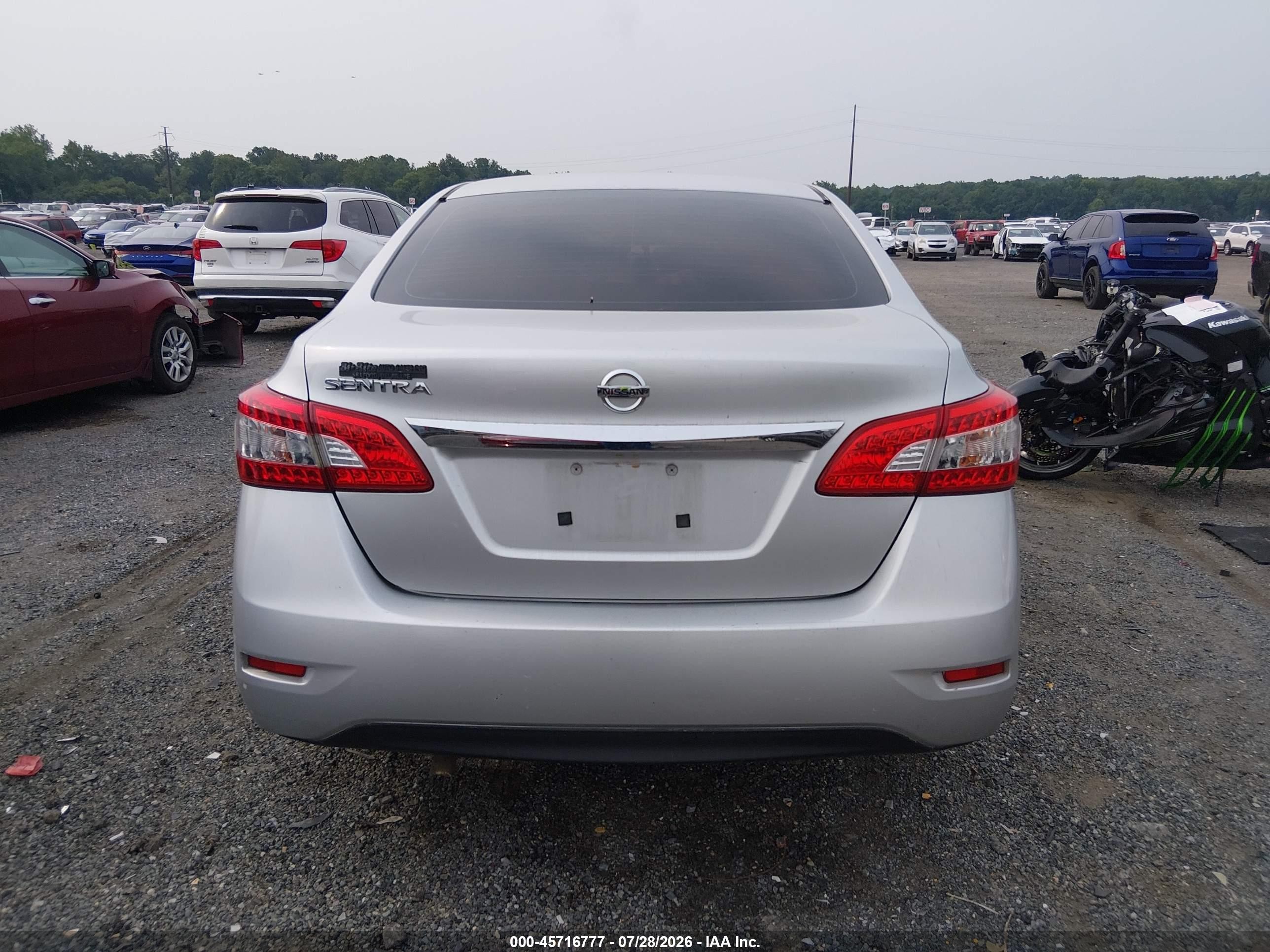 2015 Nissan Sentra Fe+ S/s/sl/sr/sv Silver vin: 3N1AB7AP8FY249179