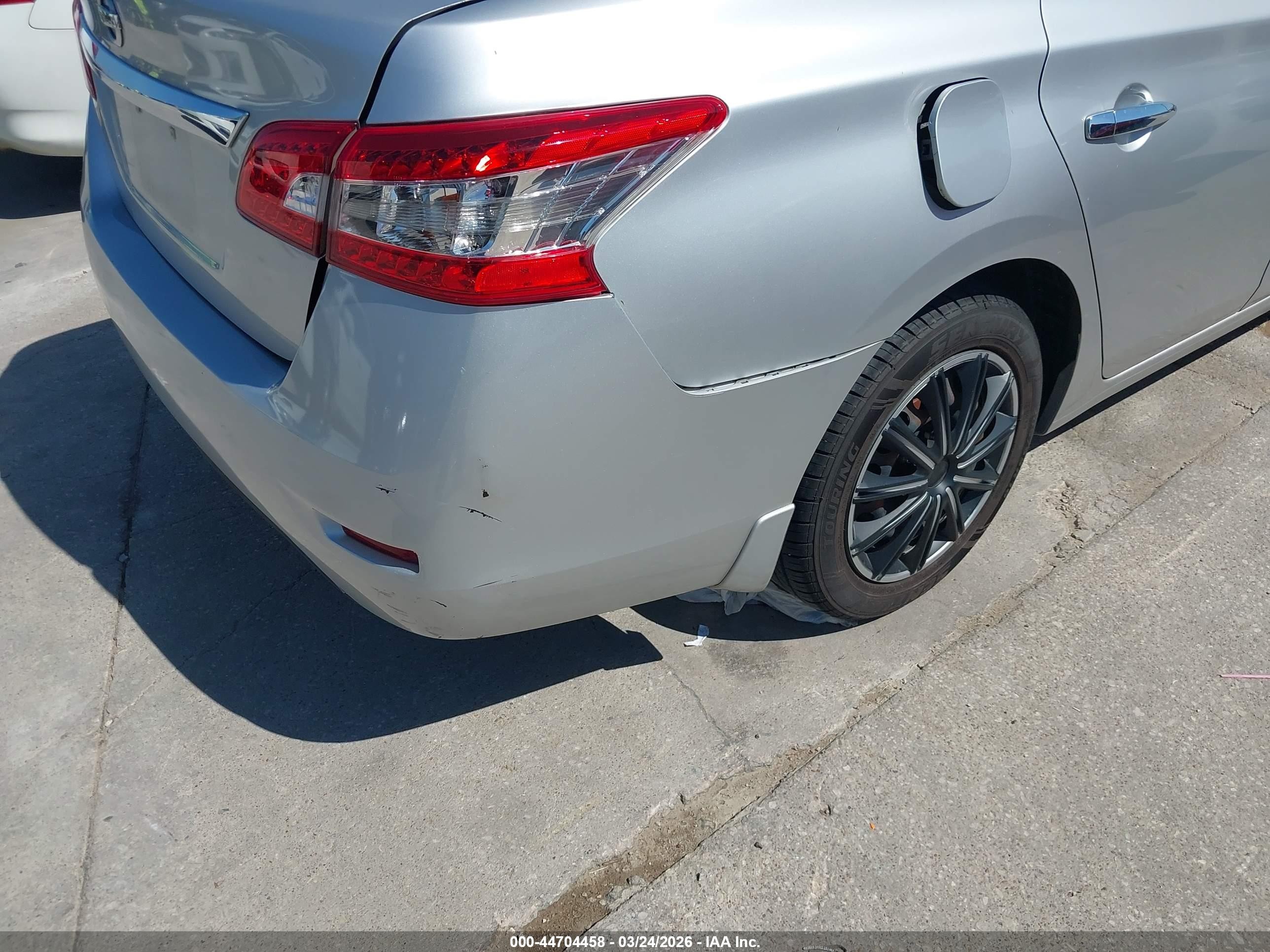 2015 Nissan Sentra S Silver vin: 3N1AB7AP8FY274910