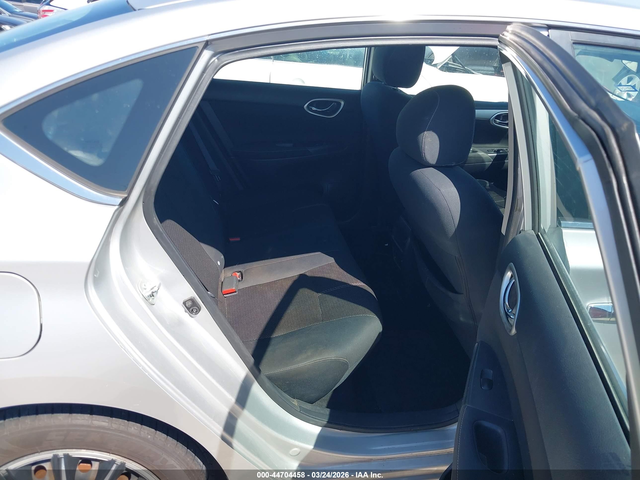2015 Nissan Sentra S Silver vin: 3N1AB7AP8FY274910