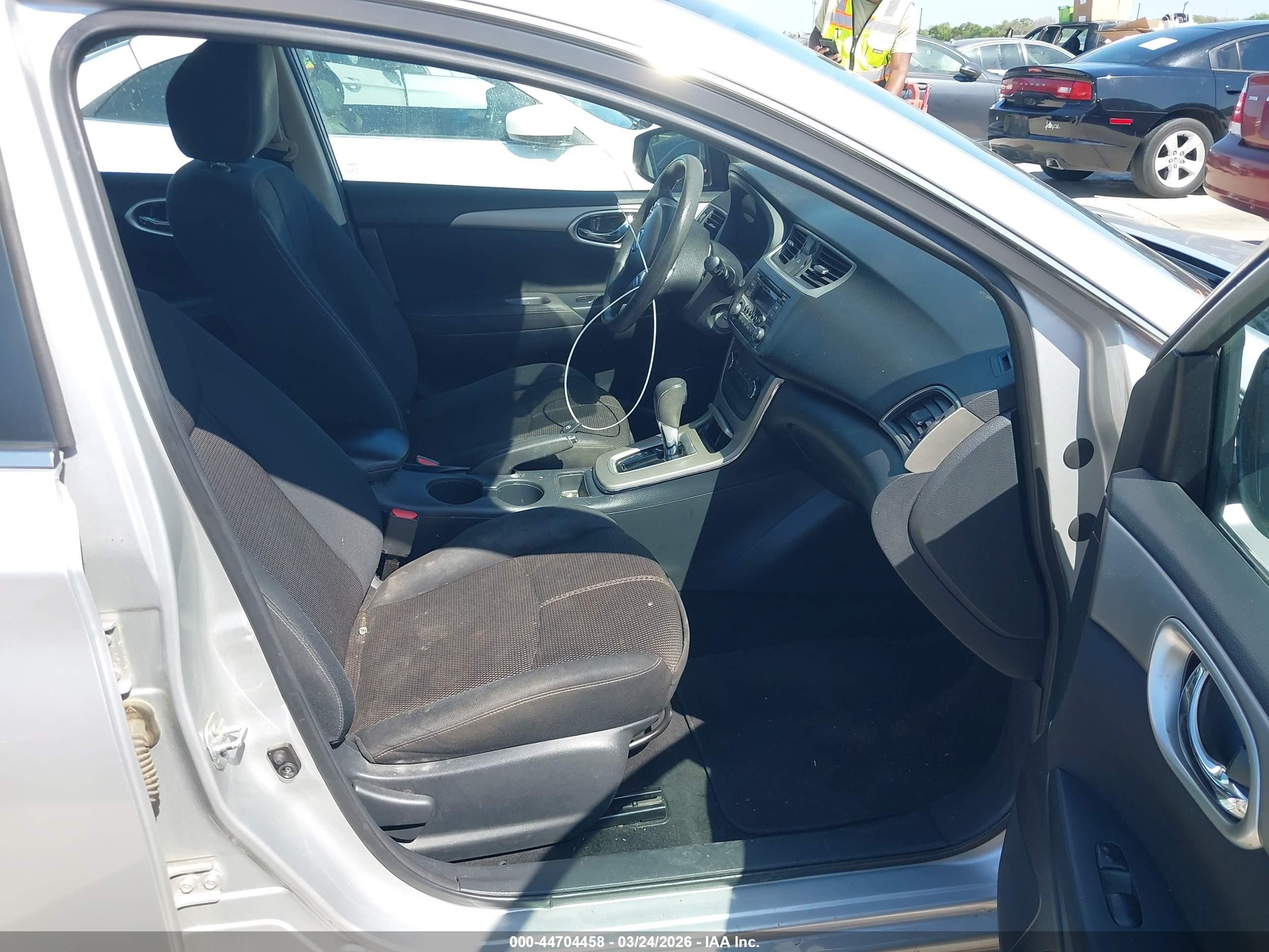 2015 Nissan Sentra S Silver vin: 3N1AB7AP8FY274910