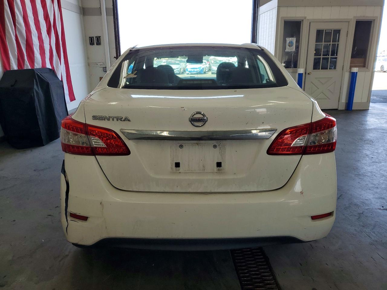 2015 Nissan Sentra S Белый vin: 3N1AB7AP8FY279914