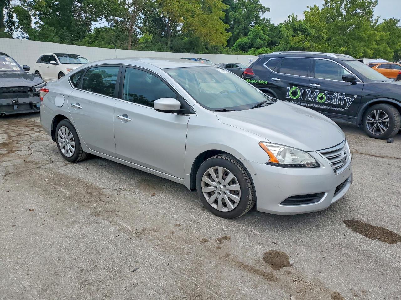 2015 Nissan Sentra S Silver vin: 3N1AB7AP8FY301944