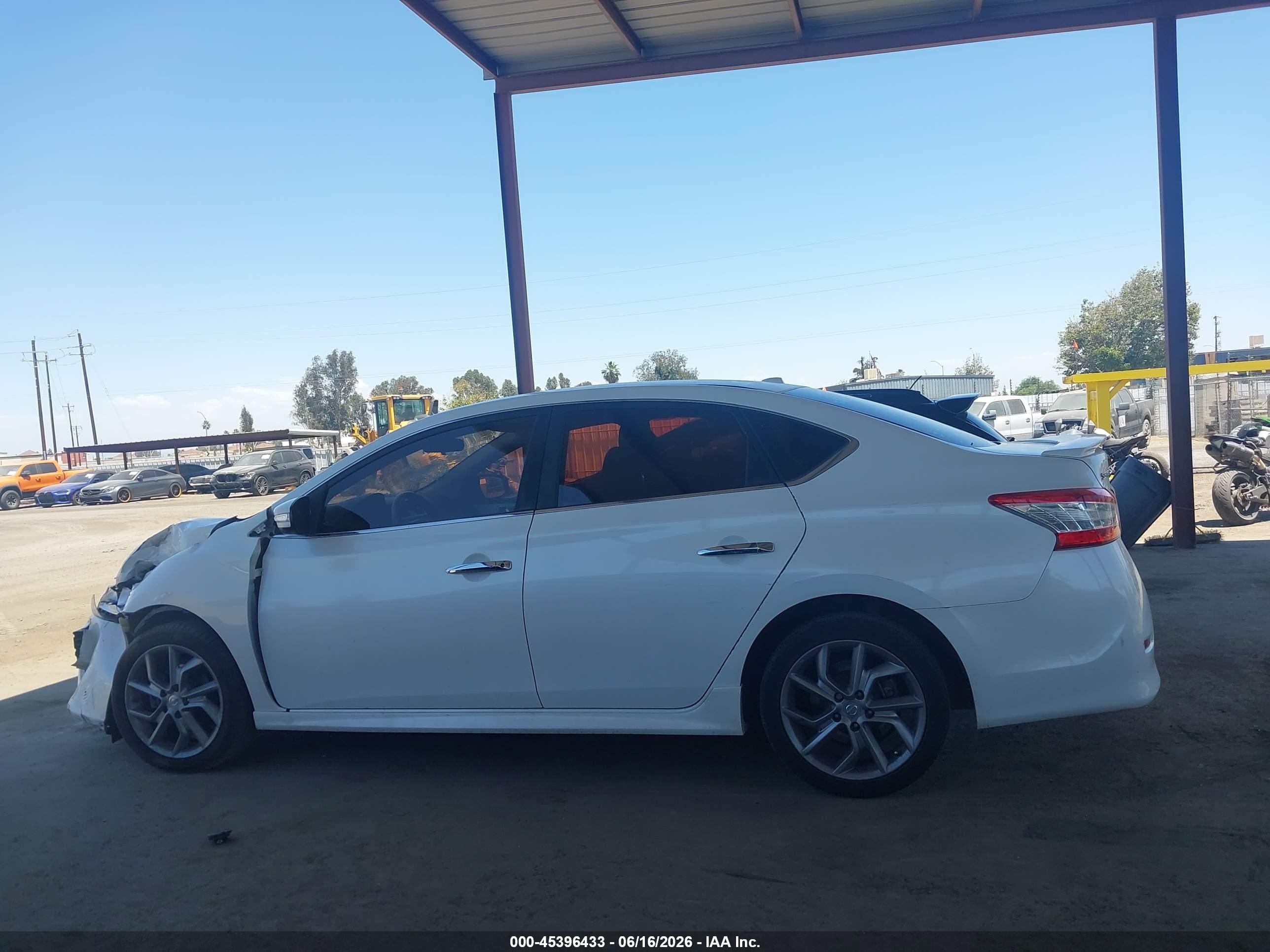 2015 Nissan Sentra Sr White vin: 3N1AB7AP8FY310403