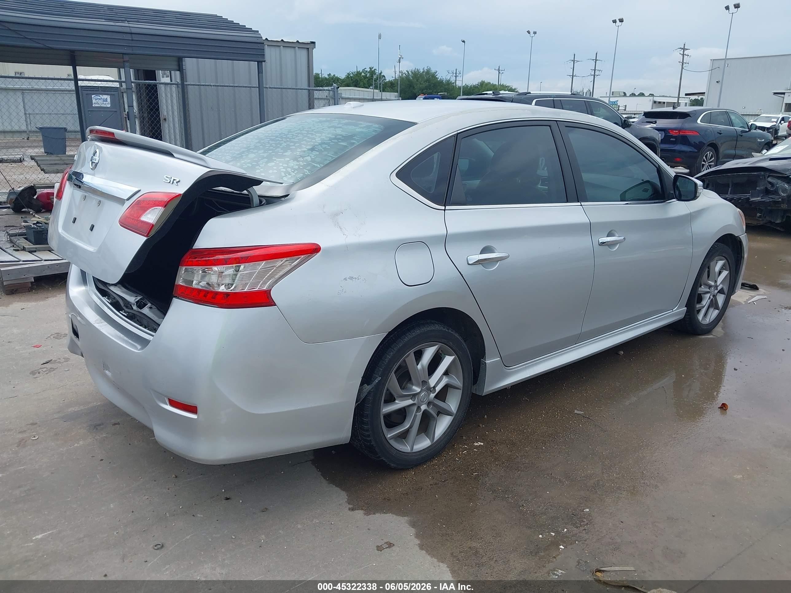 2015 Nissan Sentra Sr Silver vin: 3N1AB7AP8FY315228