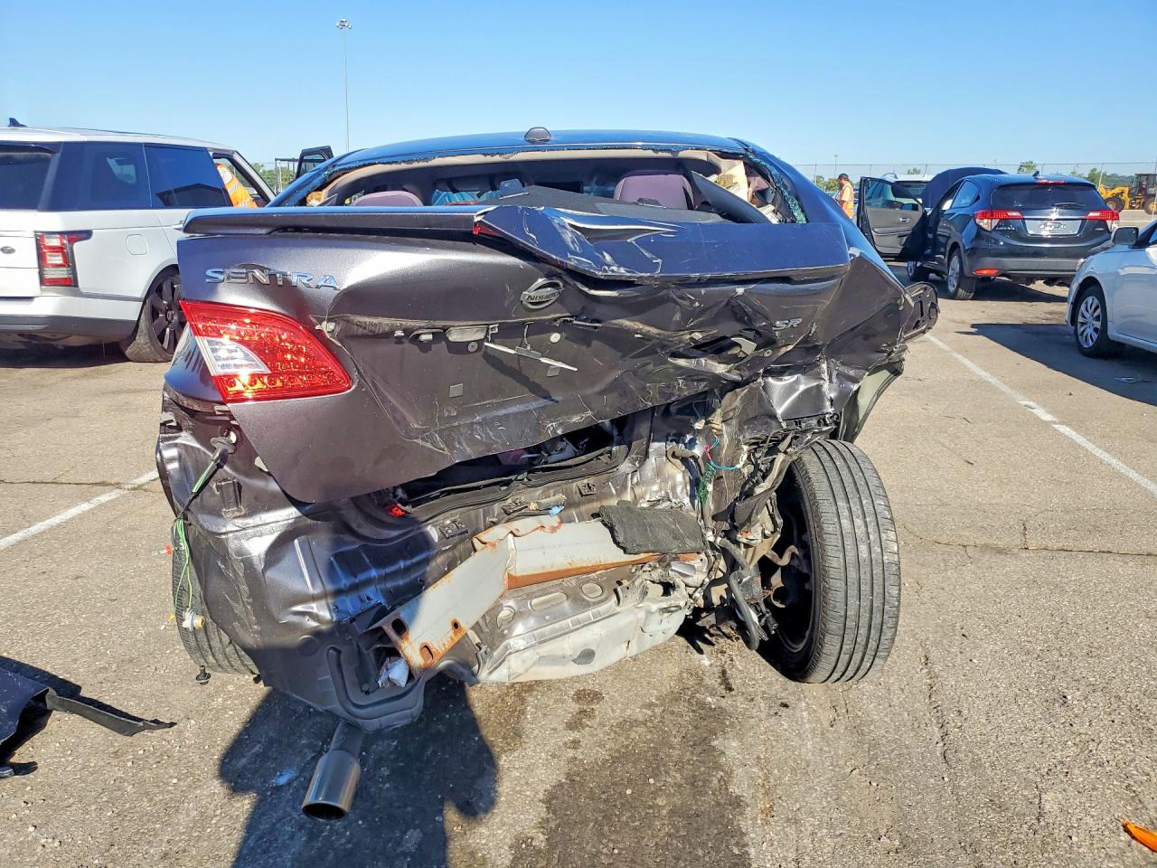 2015 Nissan Sentra Sr Gray vin: 3N1AB7AP8FY320834