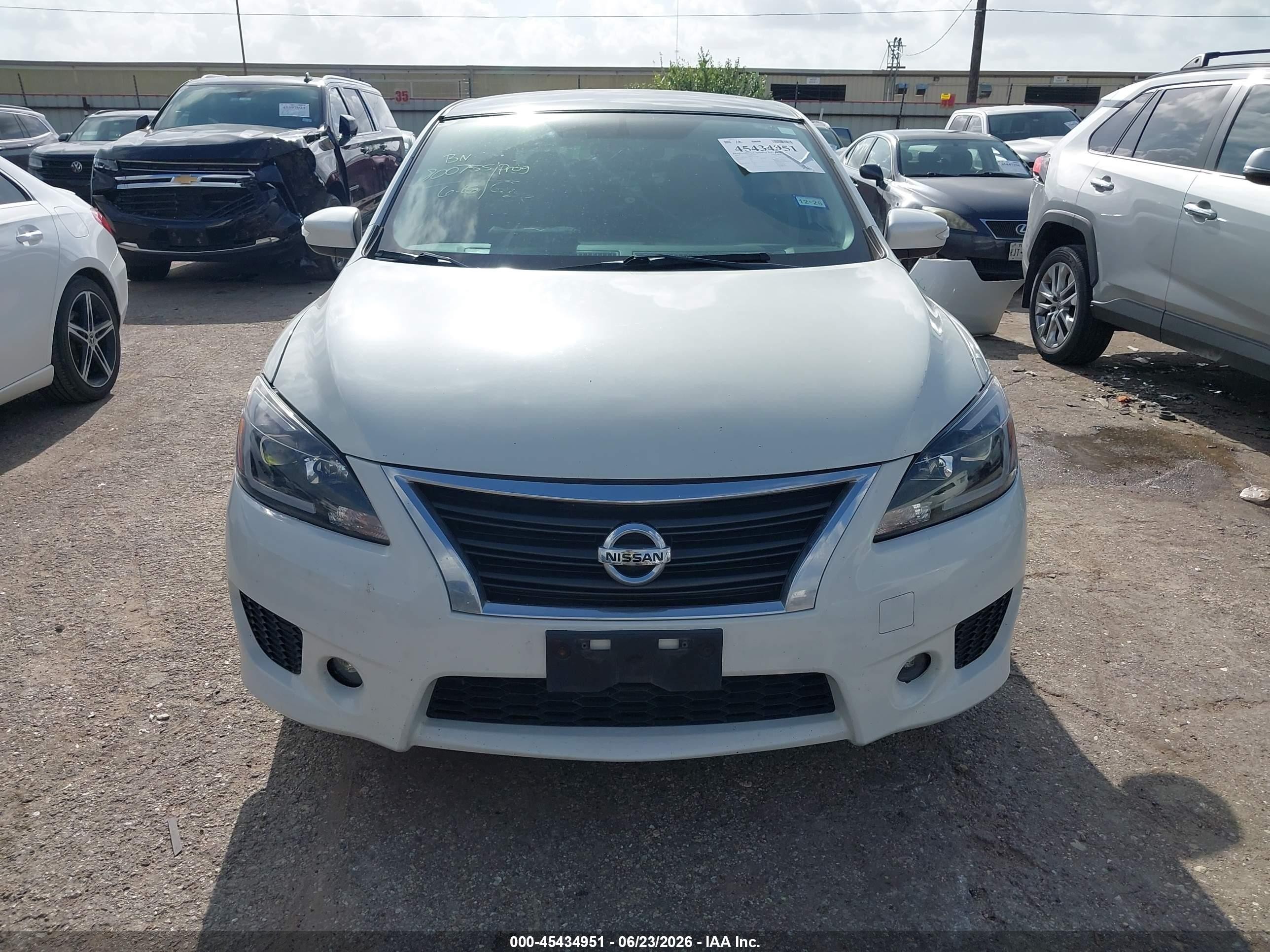 2015 Nissan Sentra Sr White vin: 3N1AB7AP8FY333485