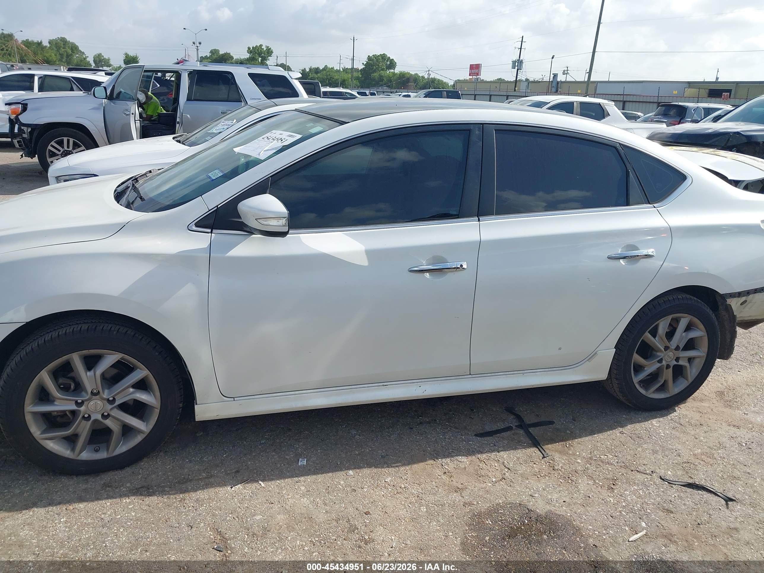 2015 Nissan Sentra Sr White vin: 3N1AB7AP8FY333485