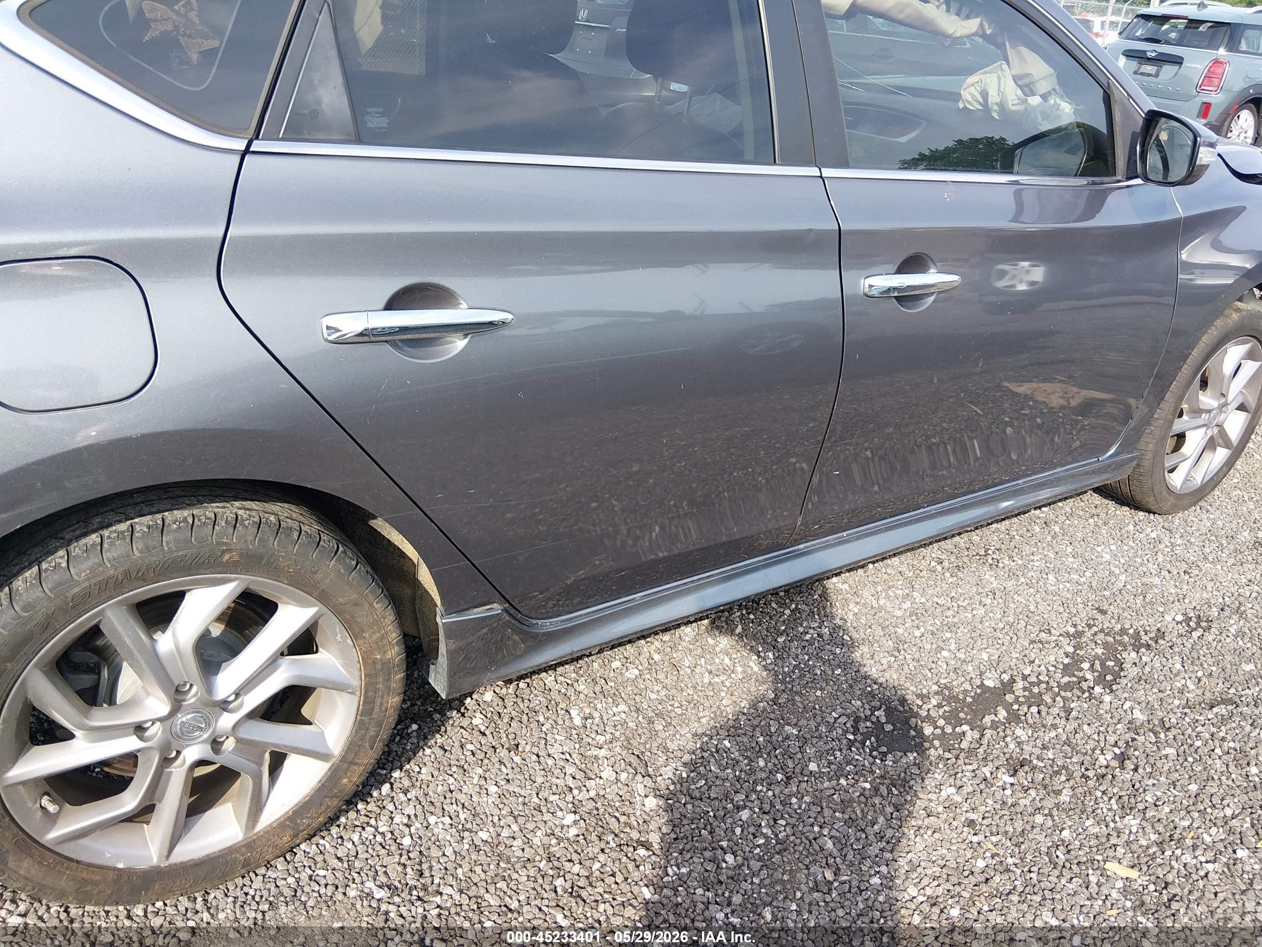 2015 Nissan Sentra Sr Gray vin: 3N1AB7AP8FY341392