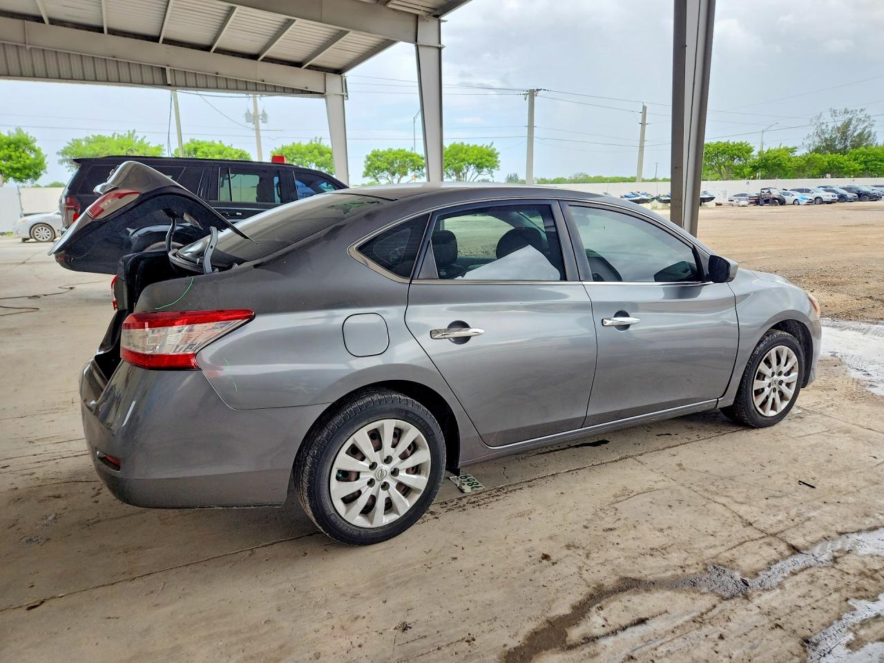 2015 Nissan Sentra S Charcoal vin: 3N1AB7AP8FY346589
