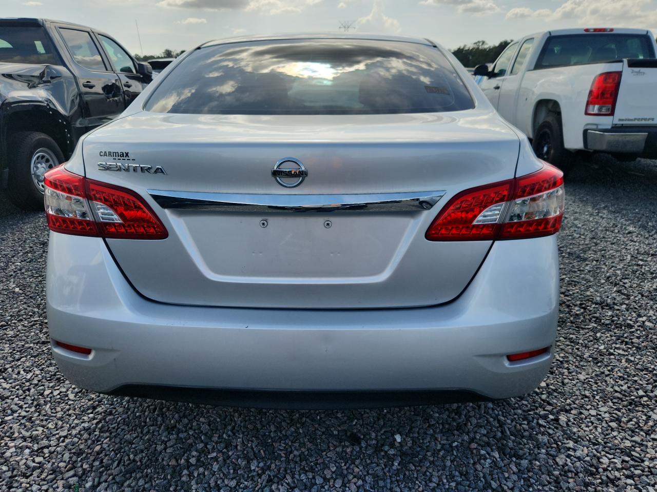 2015 Nissan Sentra S Silver vin: 3N1AB7AP8FY366843