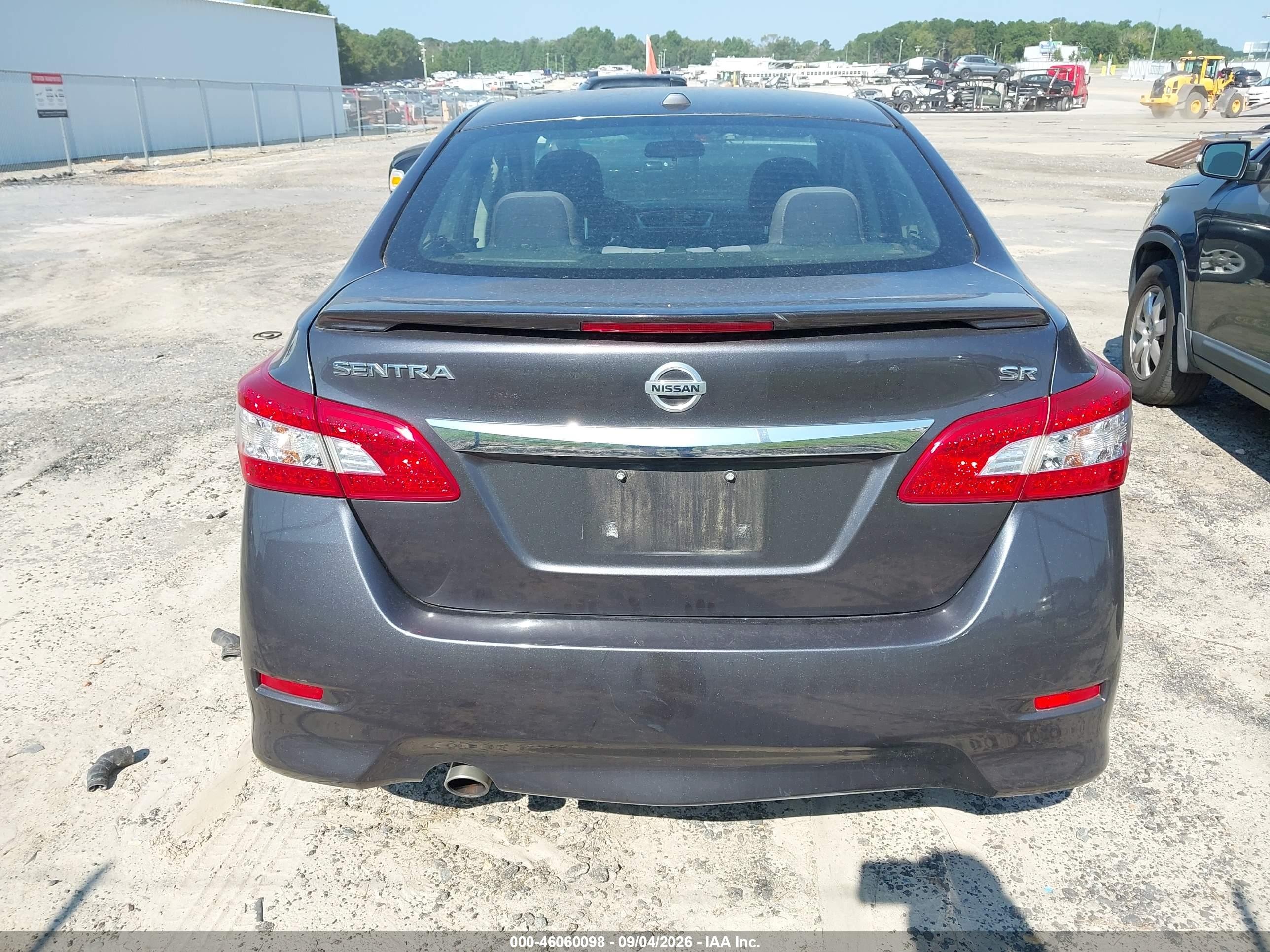 2015 Nissan Sentra Sr Gray vin: 3N1AB7AP8FY375719
