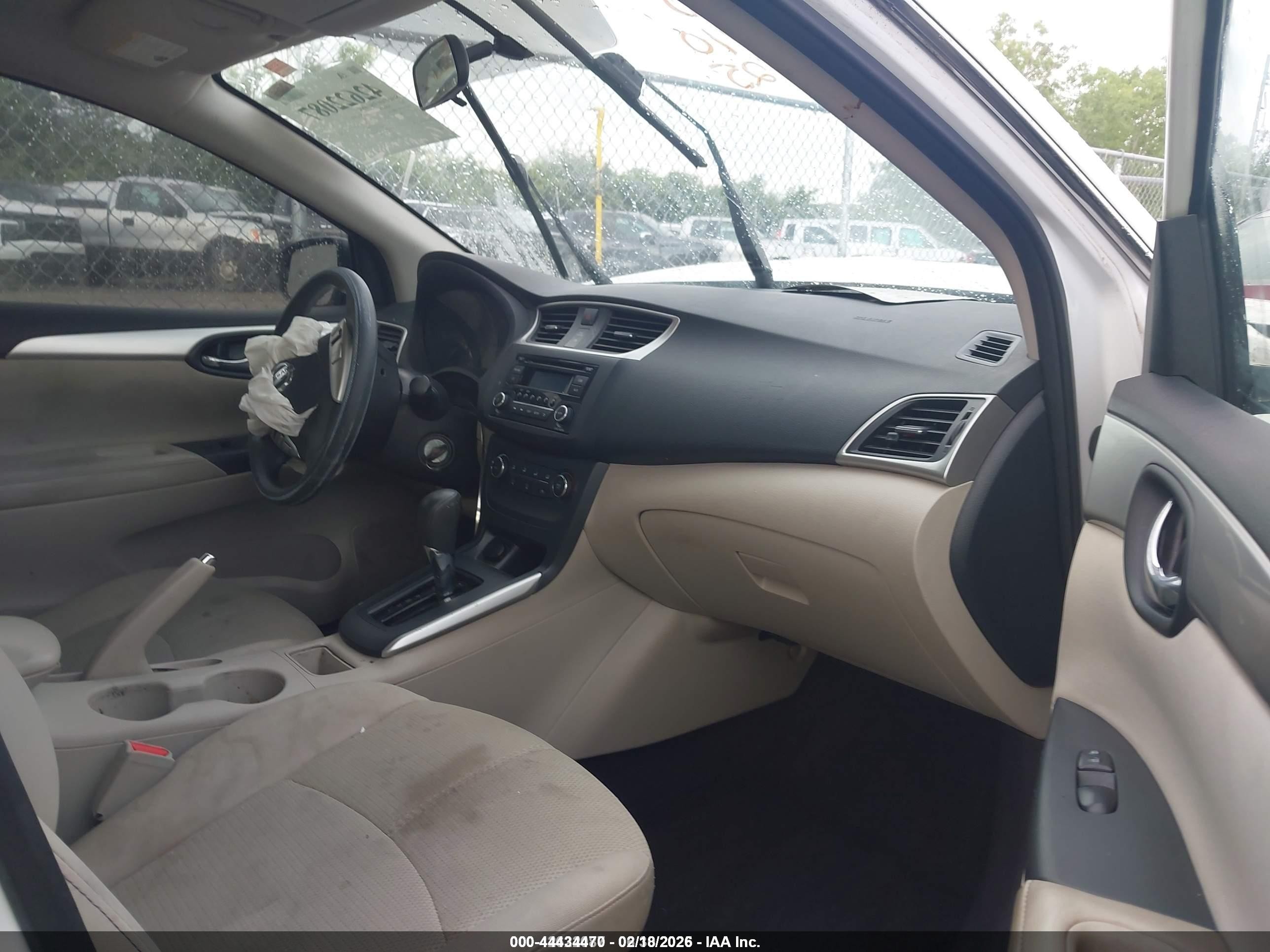 2017 Nissan Sentra S Белый vin: 3N1AB7AP8HY221613