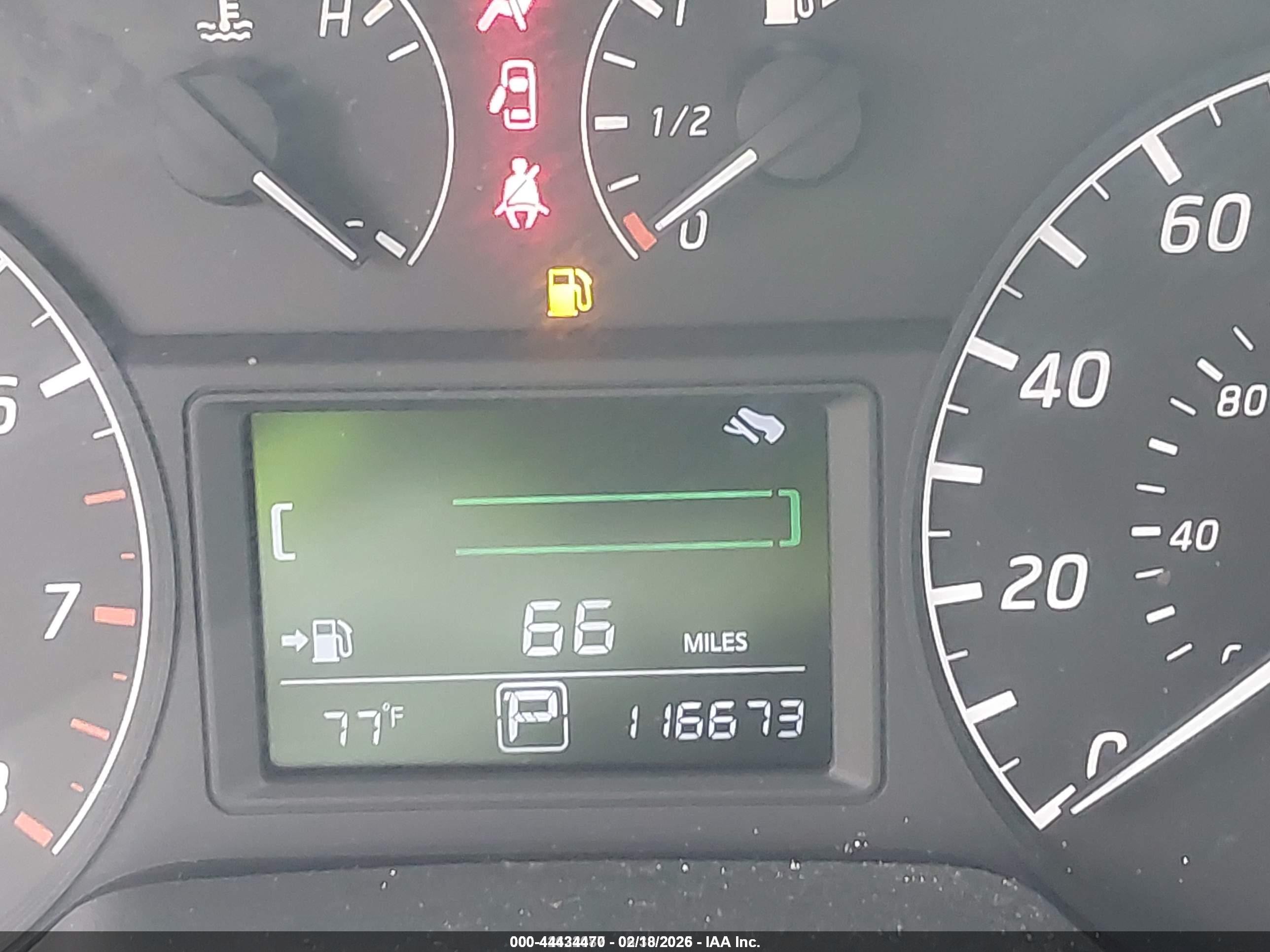 2017 Nissan Sentra S Белый vin: 3N1AB7AP8HY221613