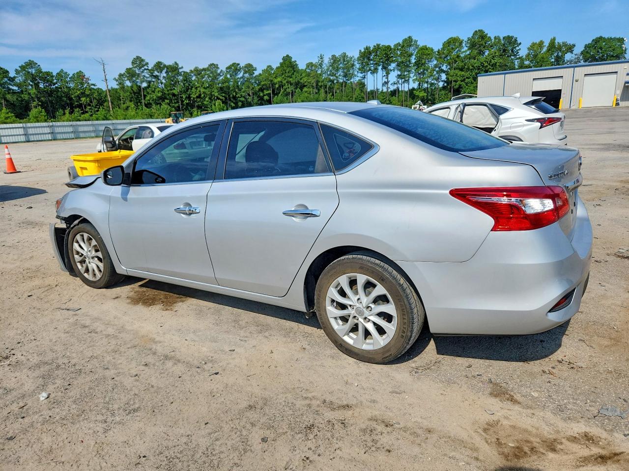 2017 Nissan Sentra Sv Серебряный vin: 3N1AB7AP8HY332176