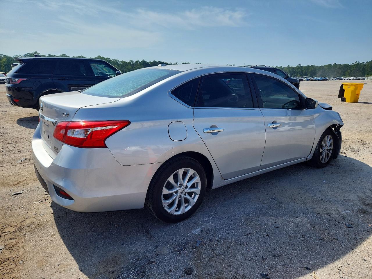2017 Nissan Sentra Sv Серебряный vin: 3N1AB7AP8HY332176
