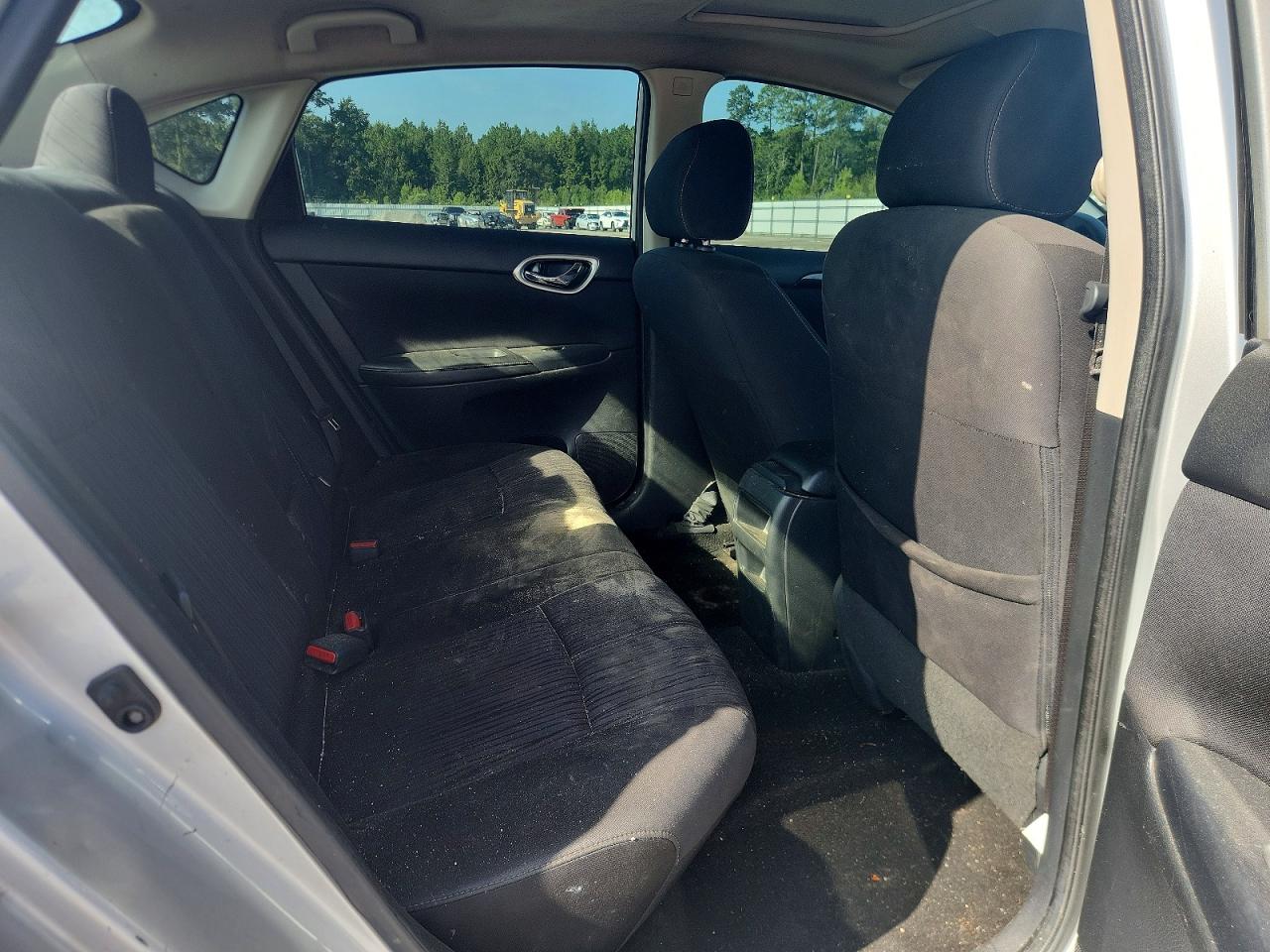 2017 Nissan Sentra Sv Серебряный vin: 3N1AB7AP8HY332176